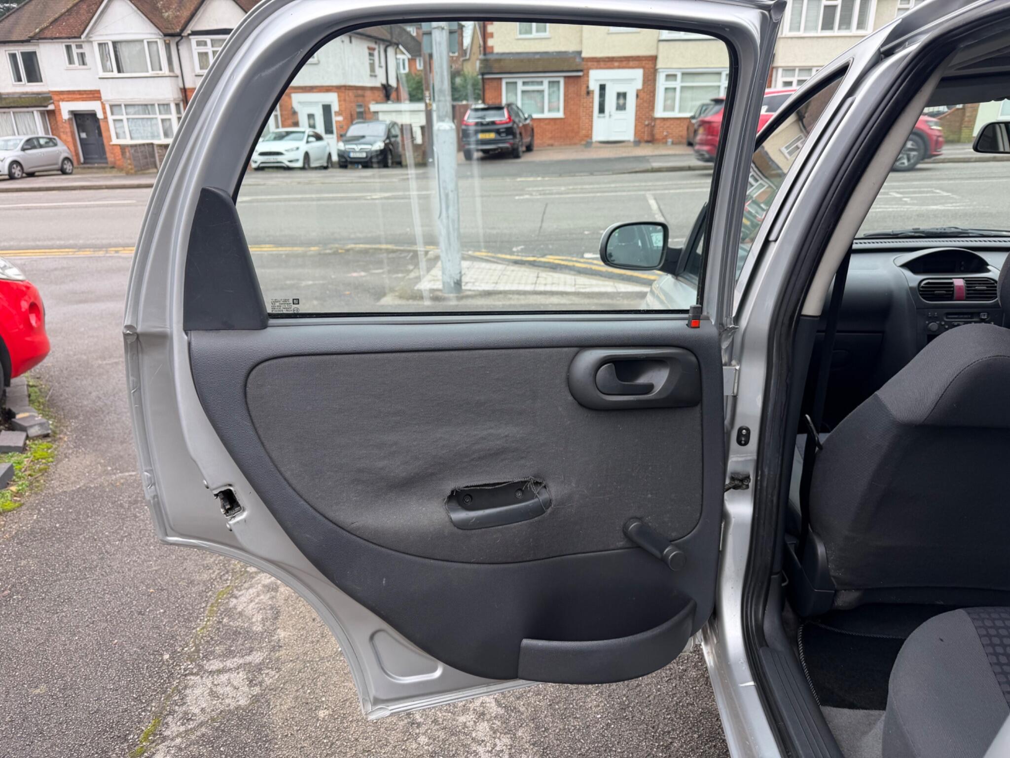 2002 Vauxhall Corsa image 37