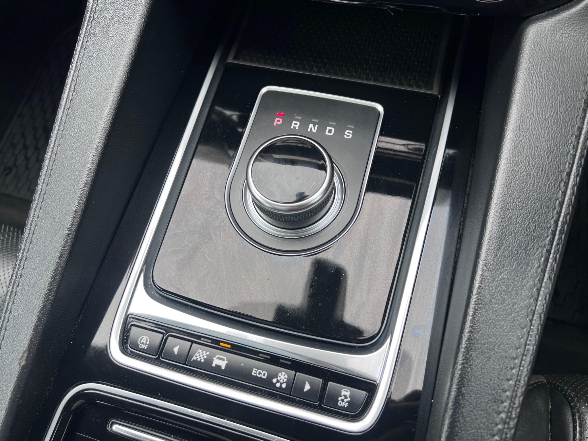 Jaguar F-Pace view 27