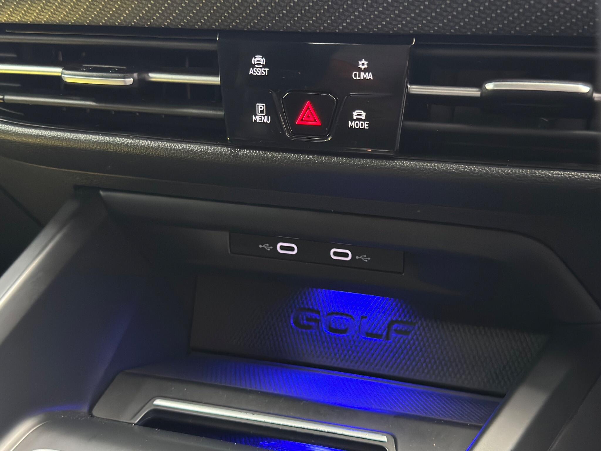 Volkswagen Golf view 32