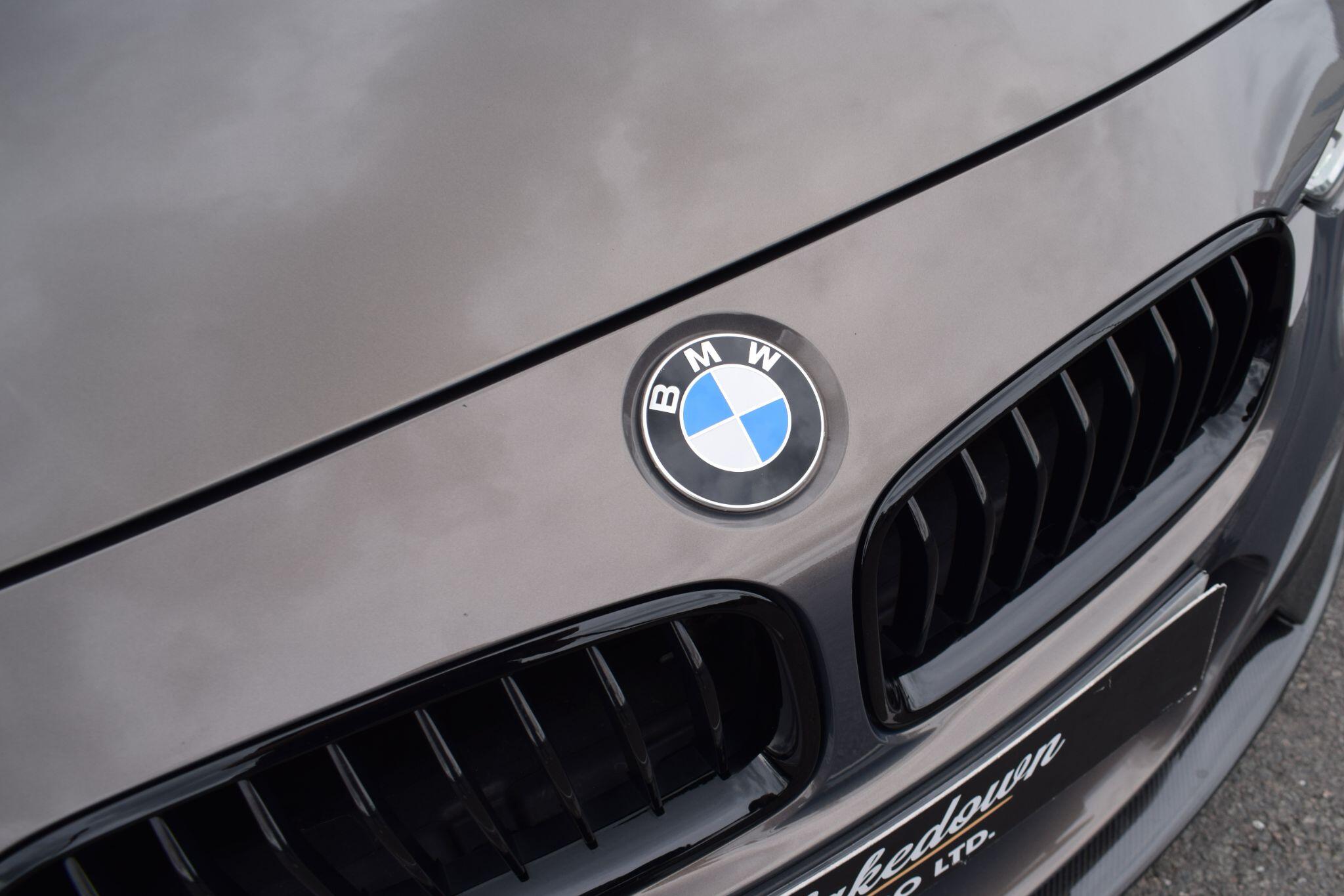 BMW 3 Series view 45