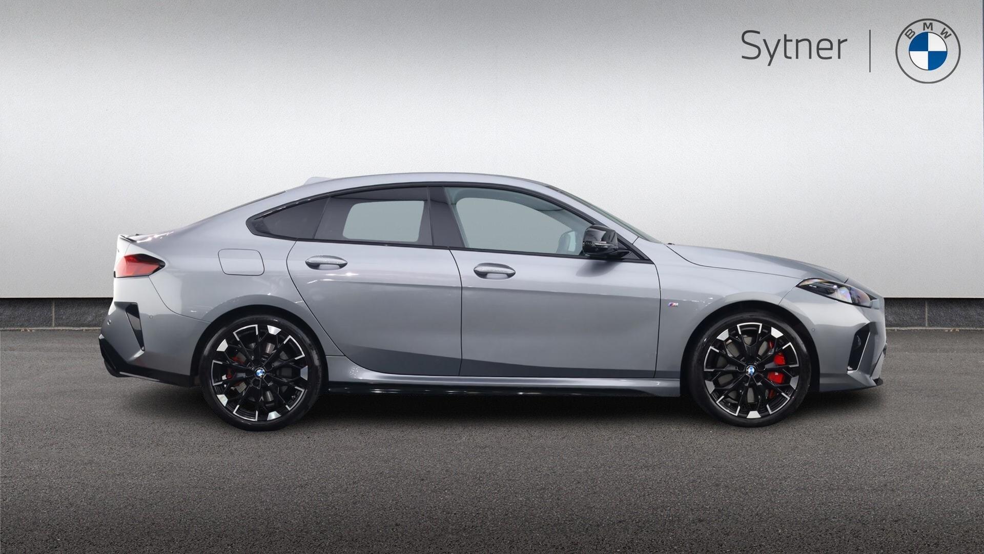 BMW 2 Series view 3