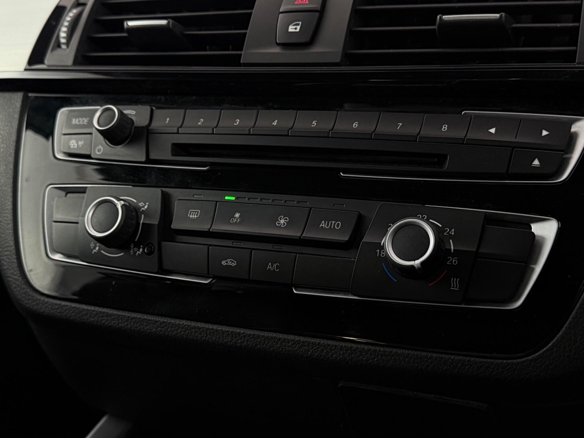 BMW 2 Series view 21