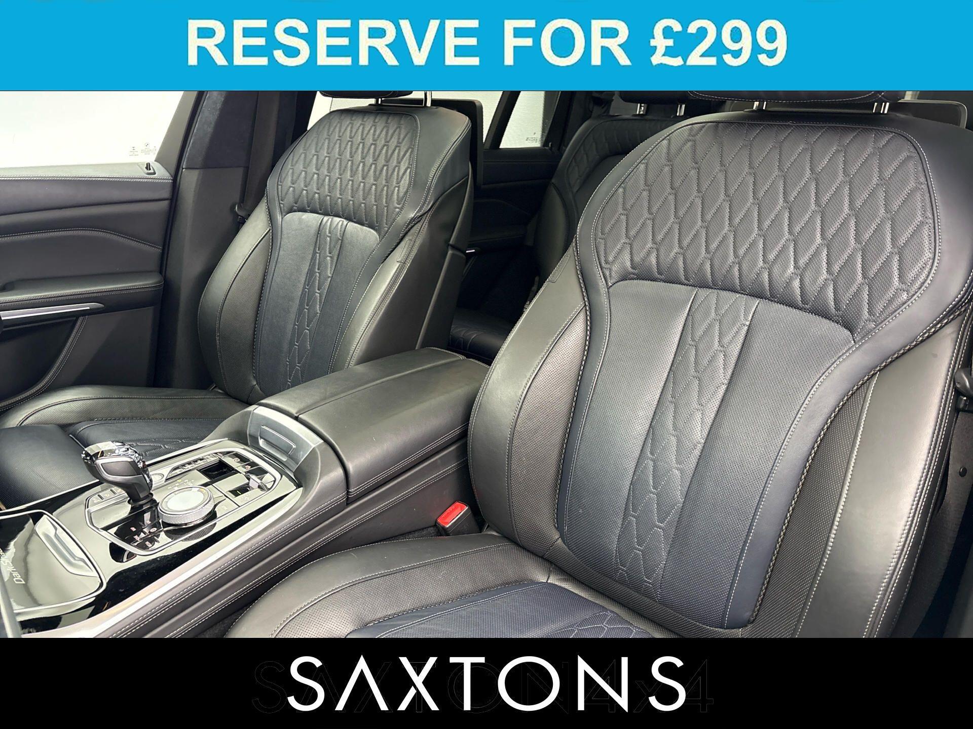 BMW X7 view 8