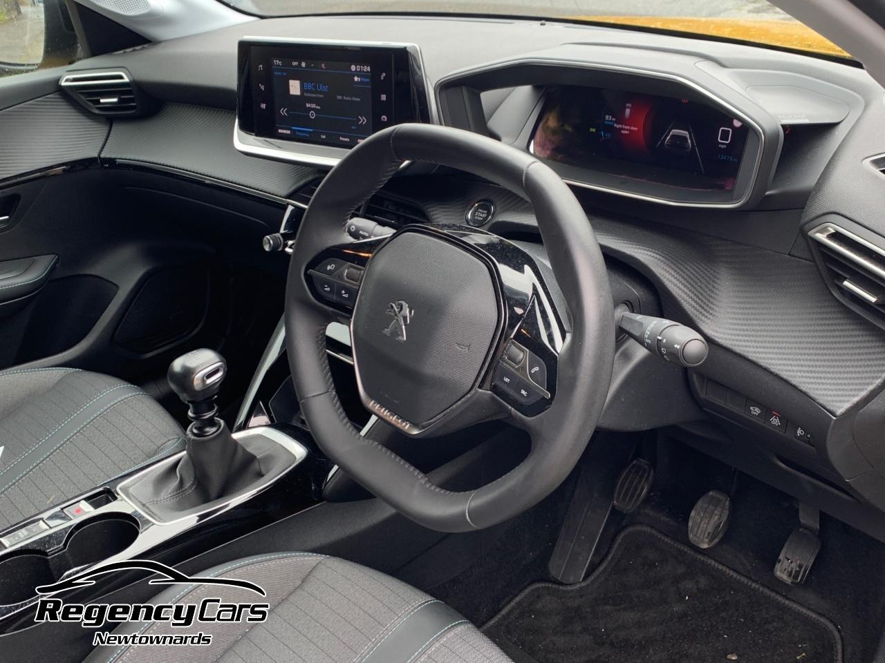 Peugeot 208 view 49