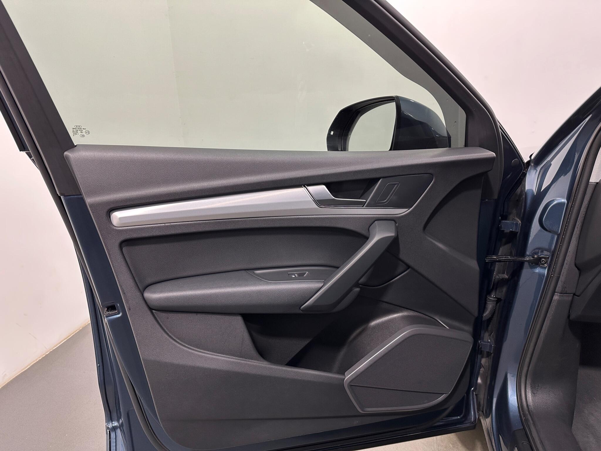 Audi Q5 view 37