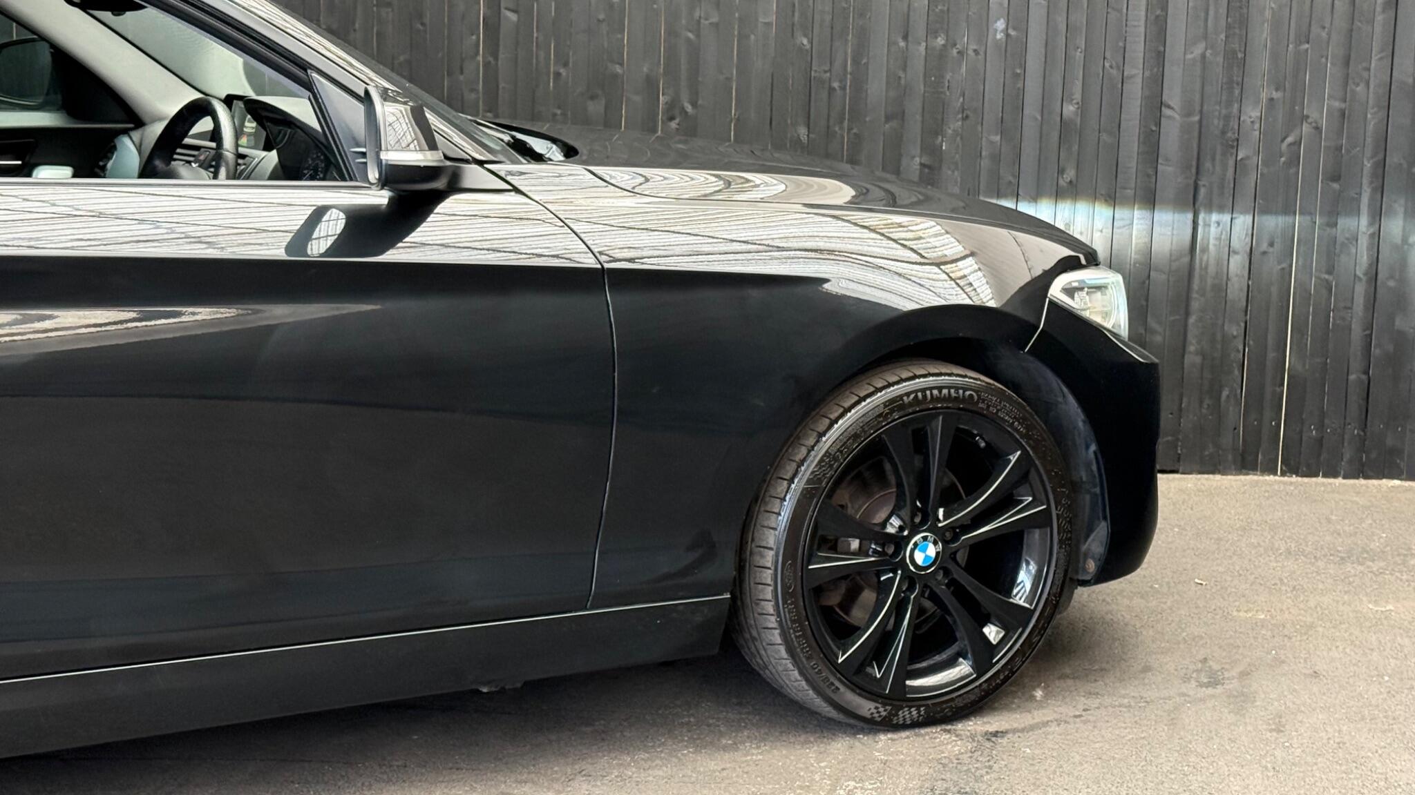 BMW 2 Series view 17