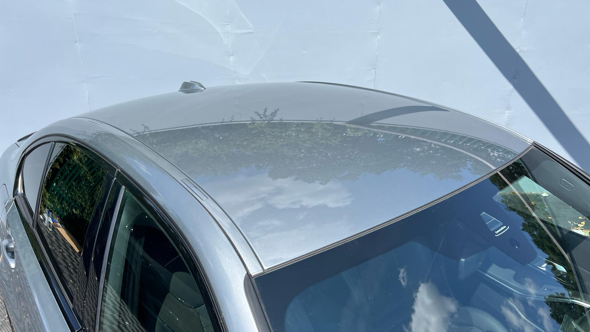 BMW 3 Series view 21