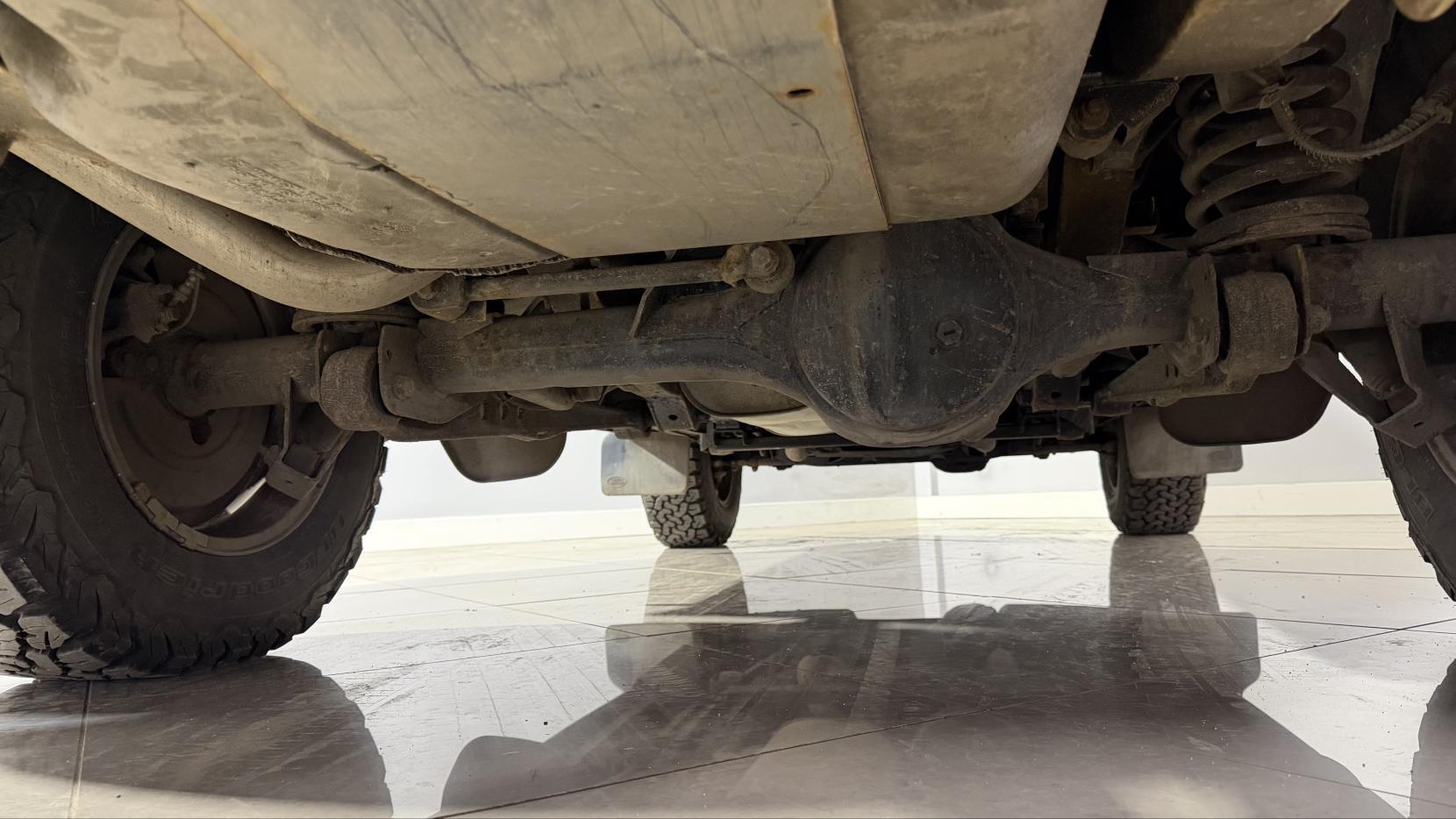 Land Rover Discovery 4 view 27