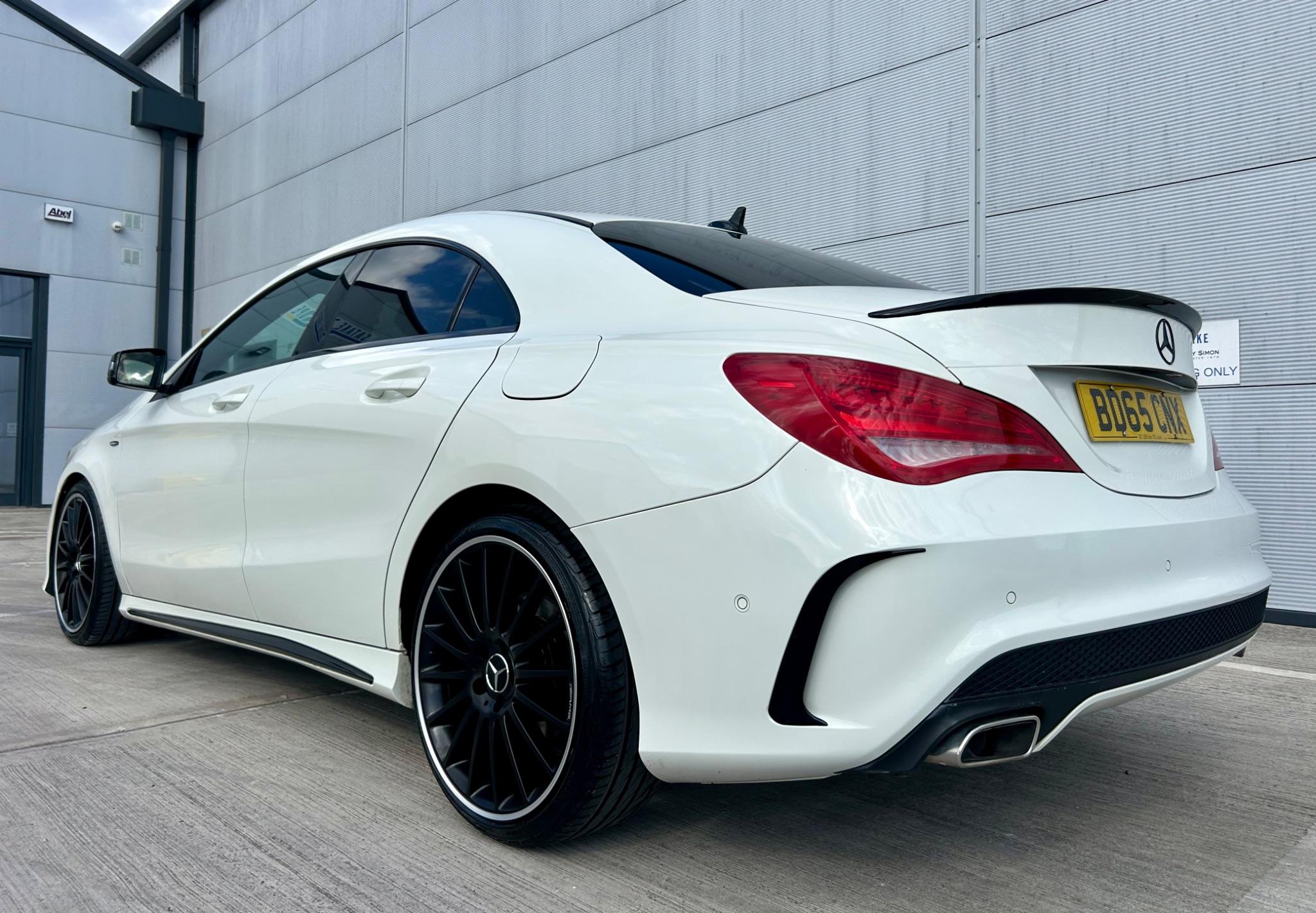 Mercedes-Benz Cla view 3