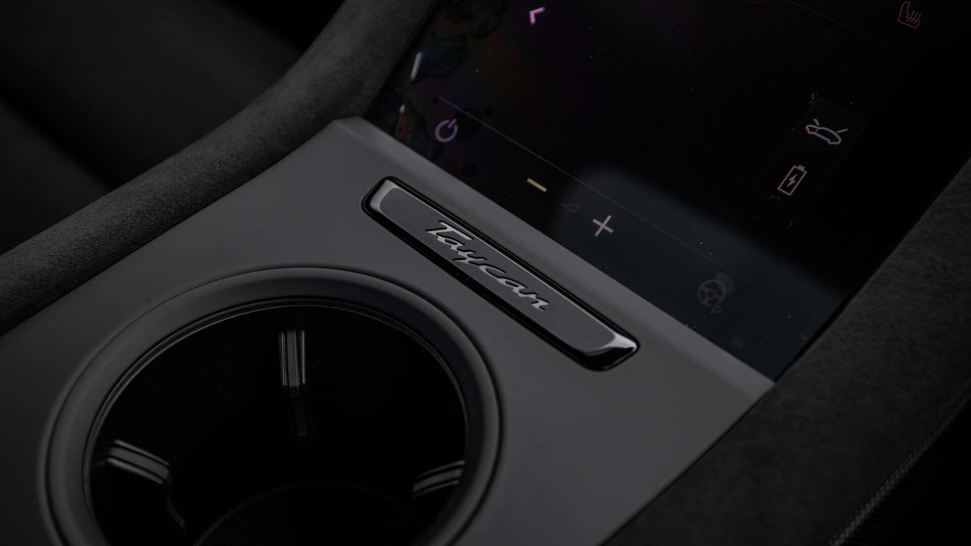 Porsche Taycan view 27