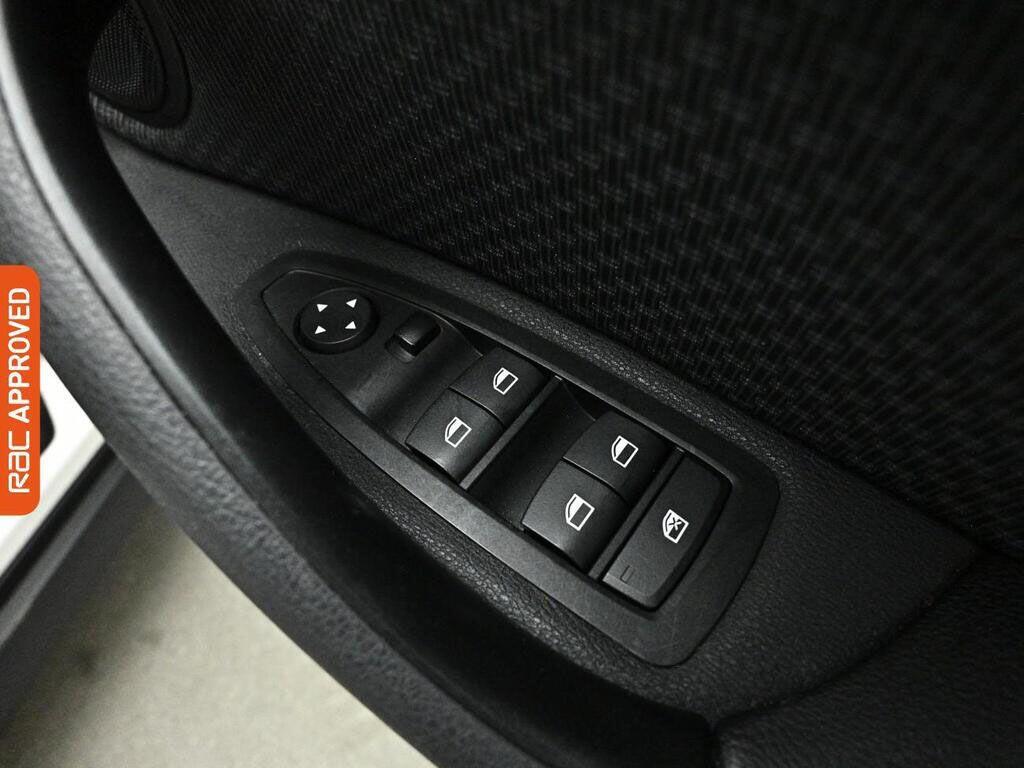 BMW X1 view 26