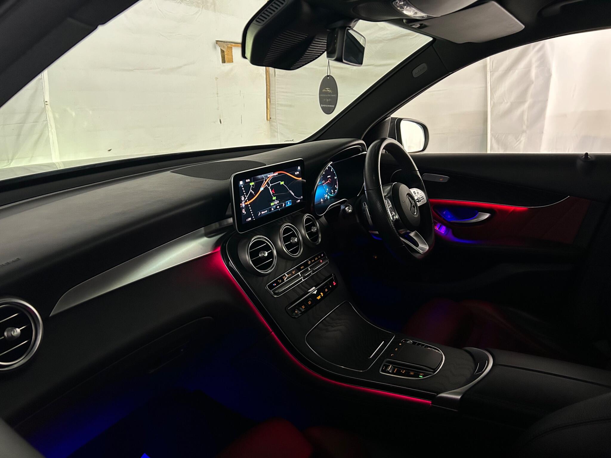 Mercedes-Benz GLC view 17