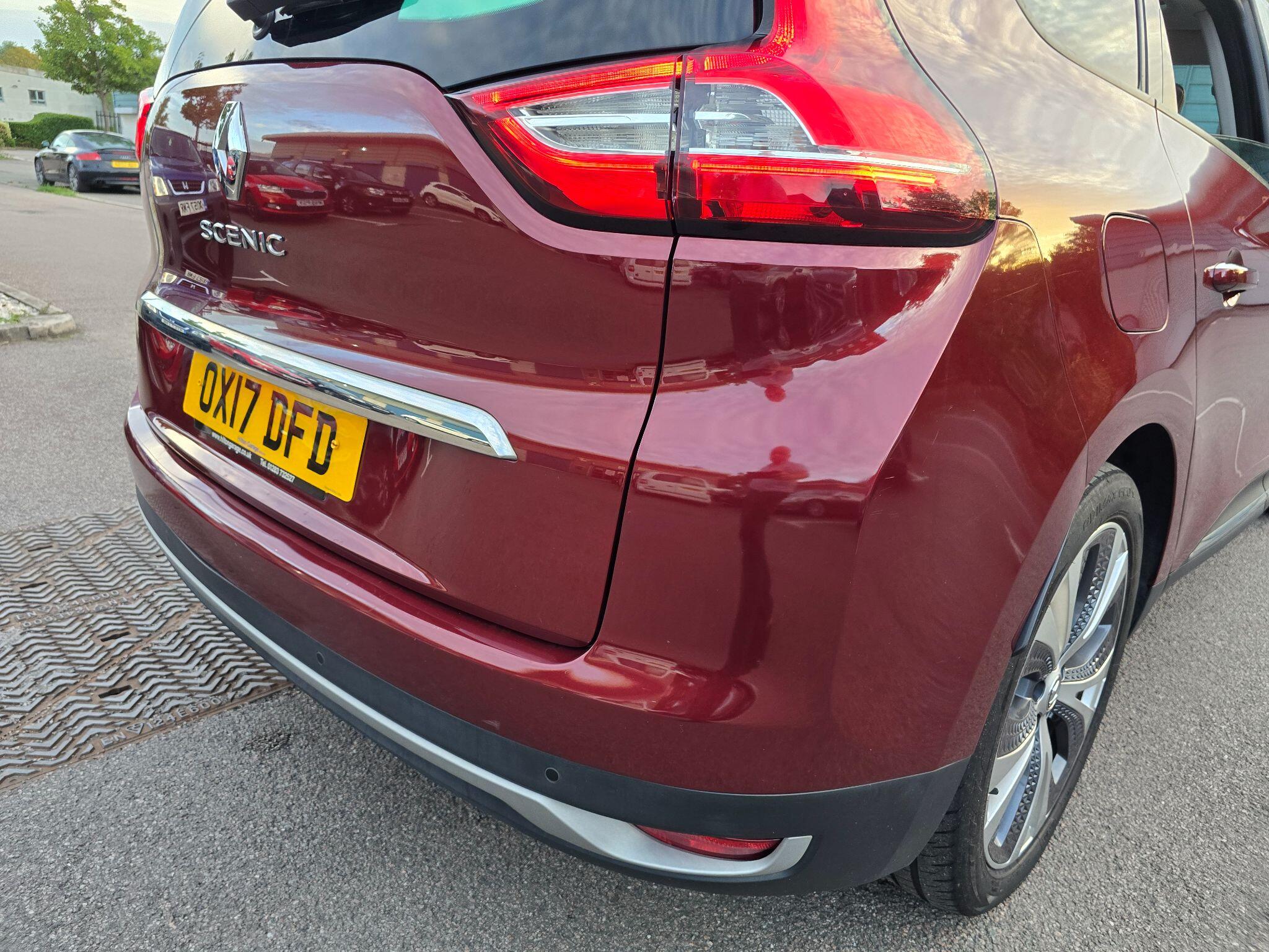 Renault Grand Scenic view 89