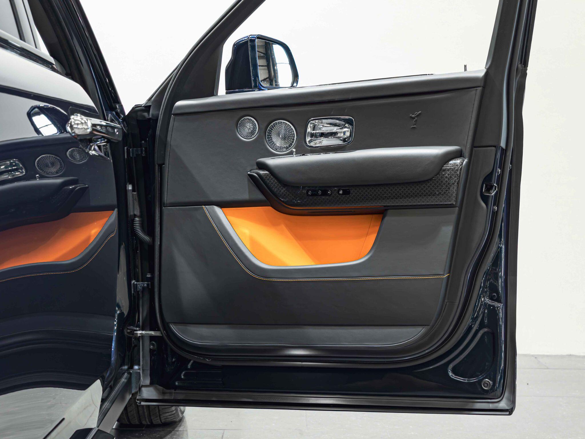 Rolls-Royce Cullinan view 32