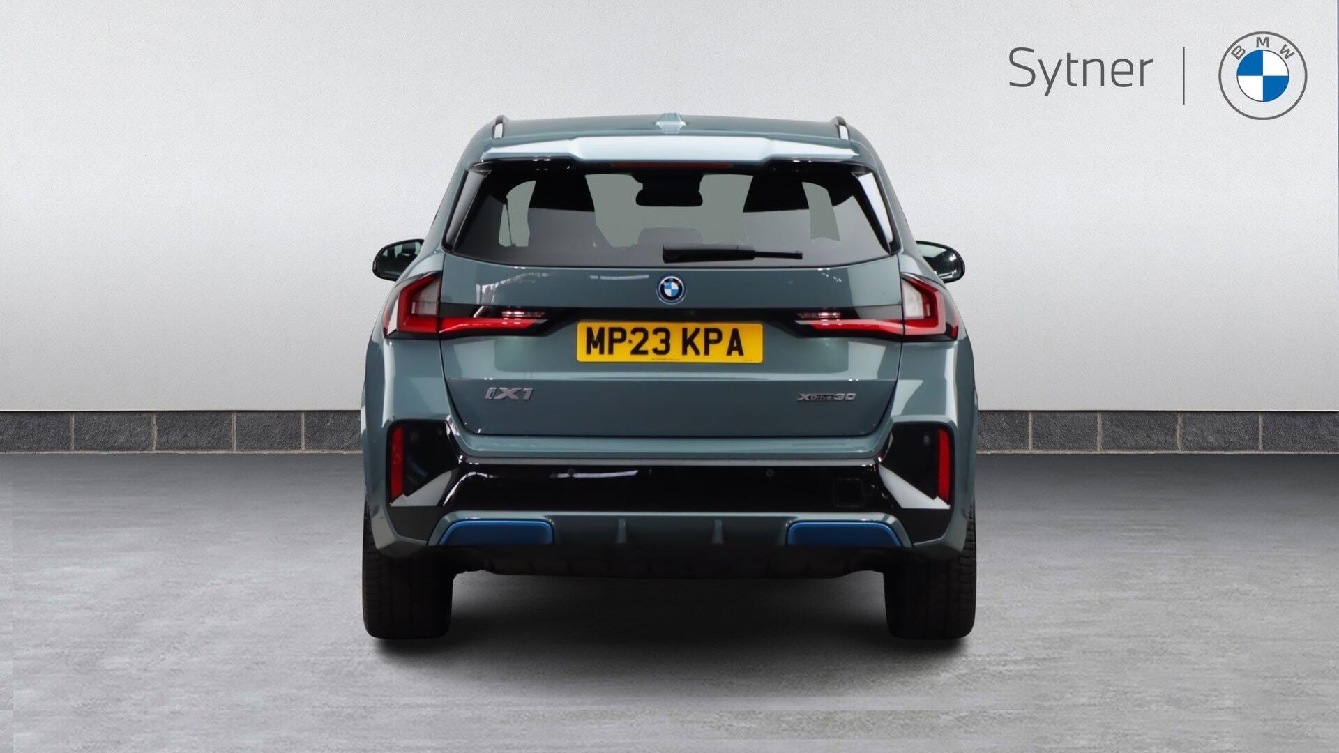 BMW iX1 view 15
