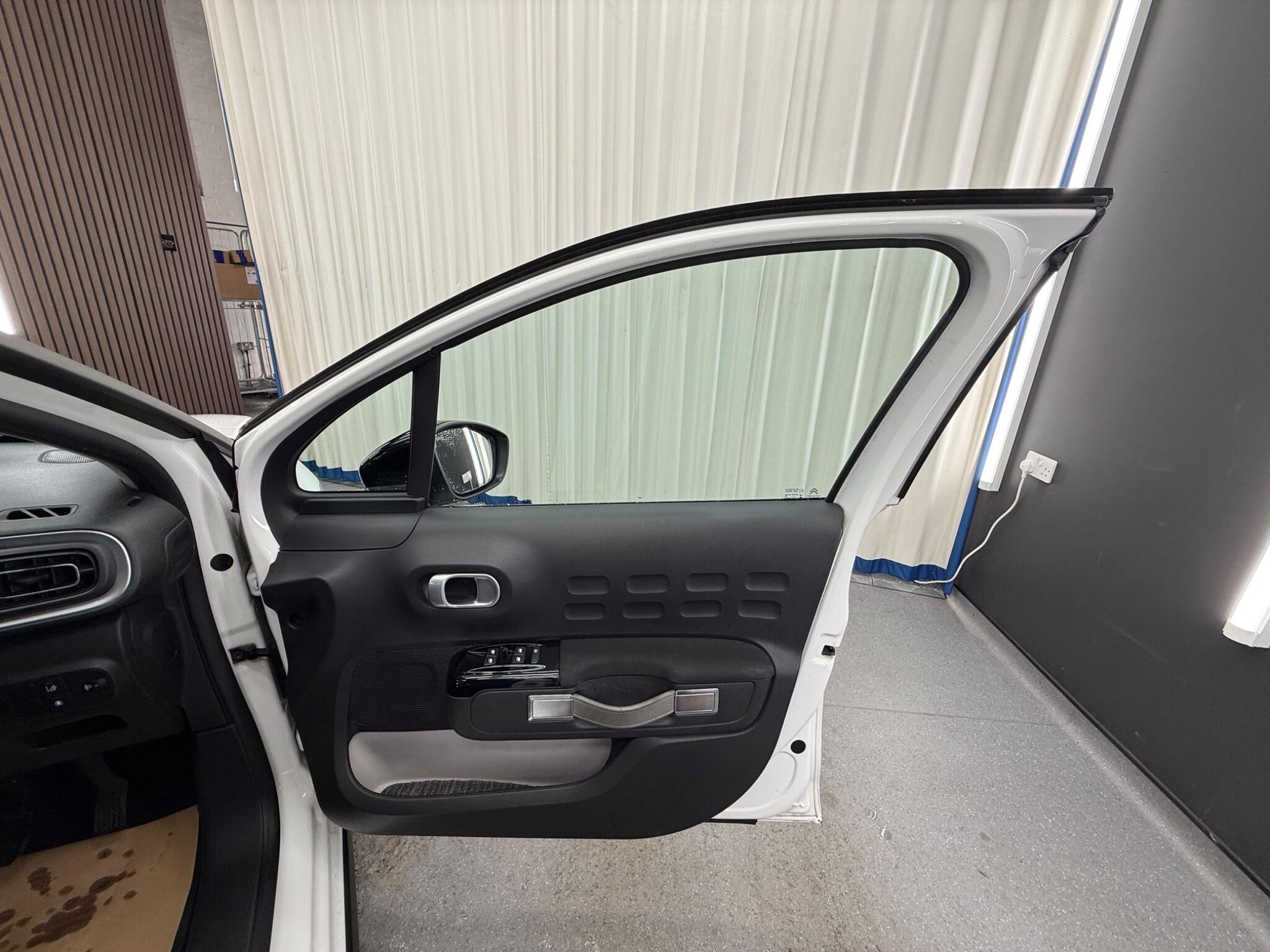 Citroen C3 view 21