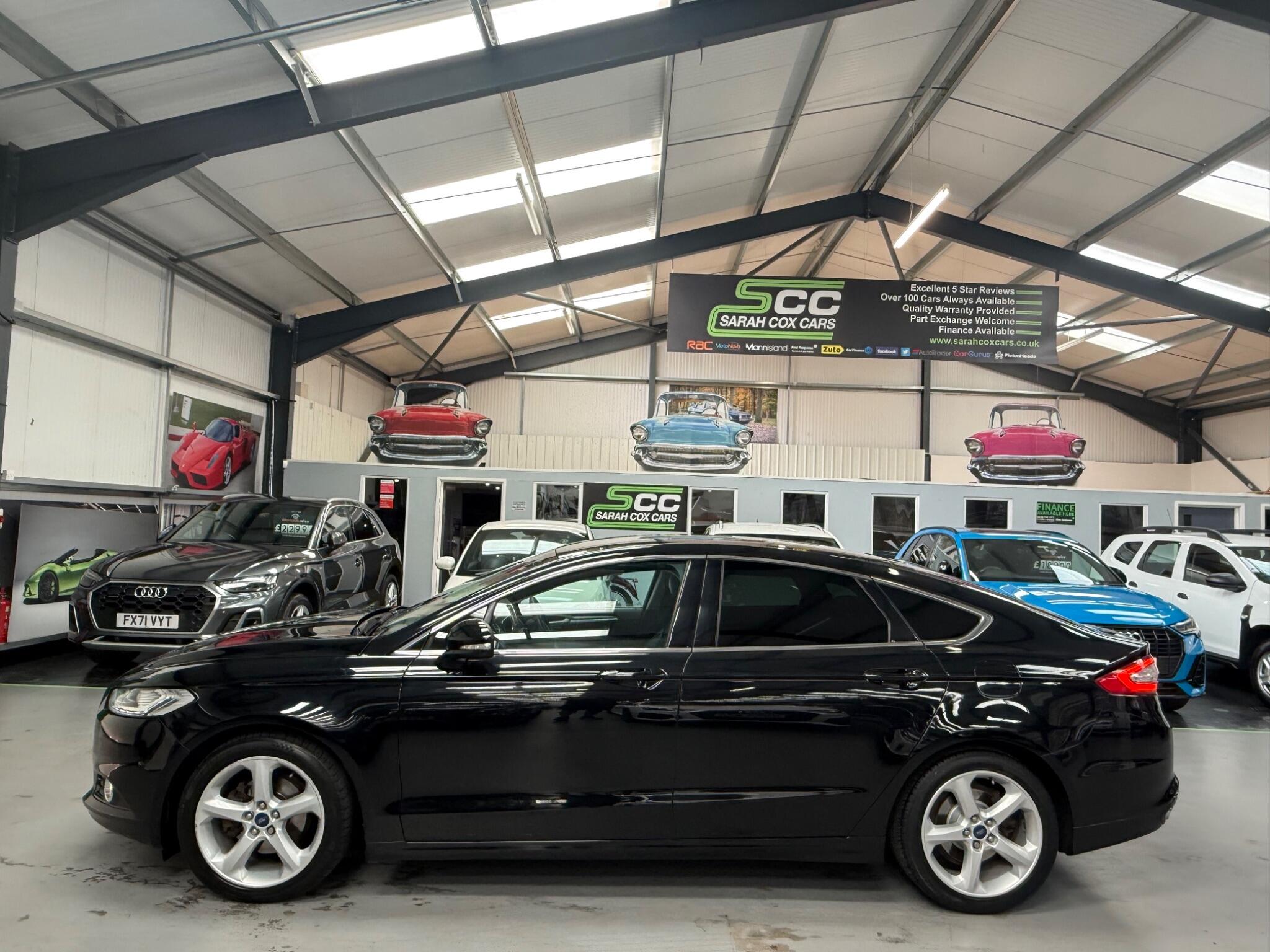 Ford Mondeo view 38