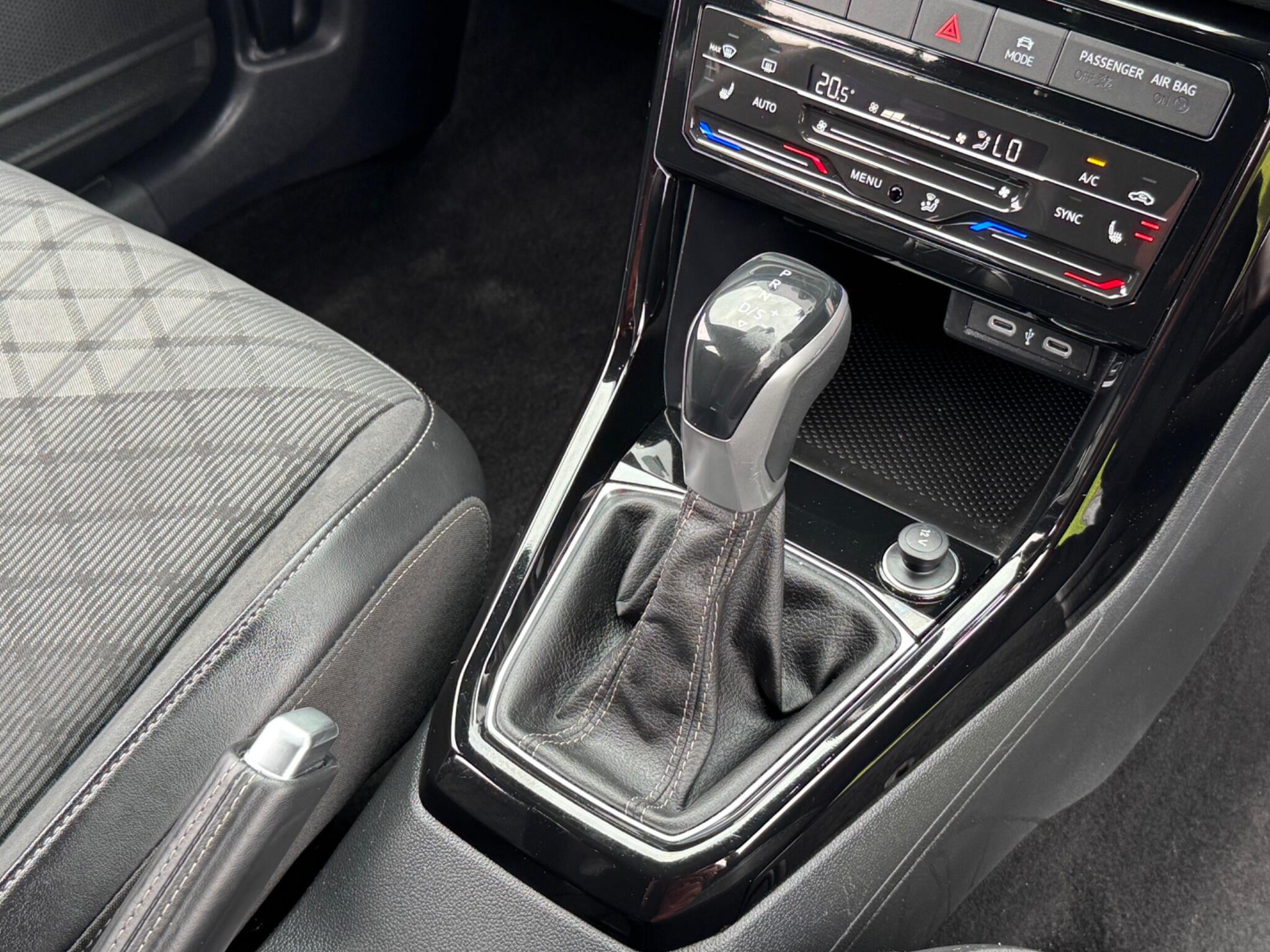 Volkswagen T-Cross view 12