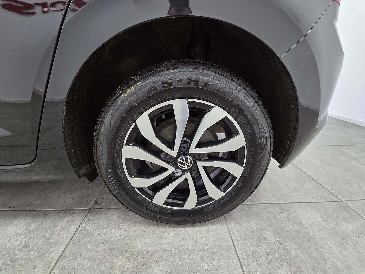 Volkswagen Polo view 21