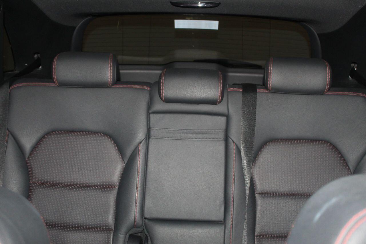 Mercedes-Benz B-Class view 49
