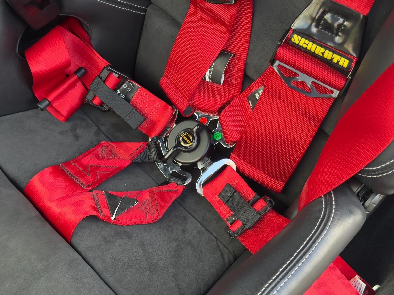 Porsche 911 view 36