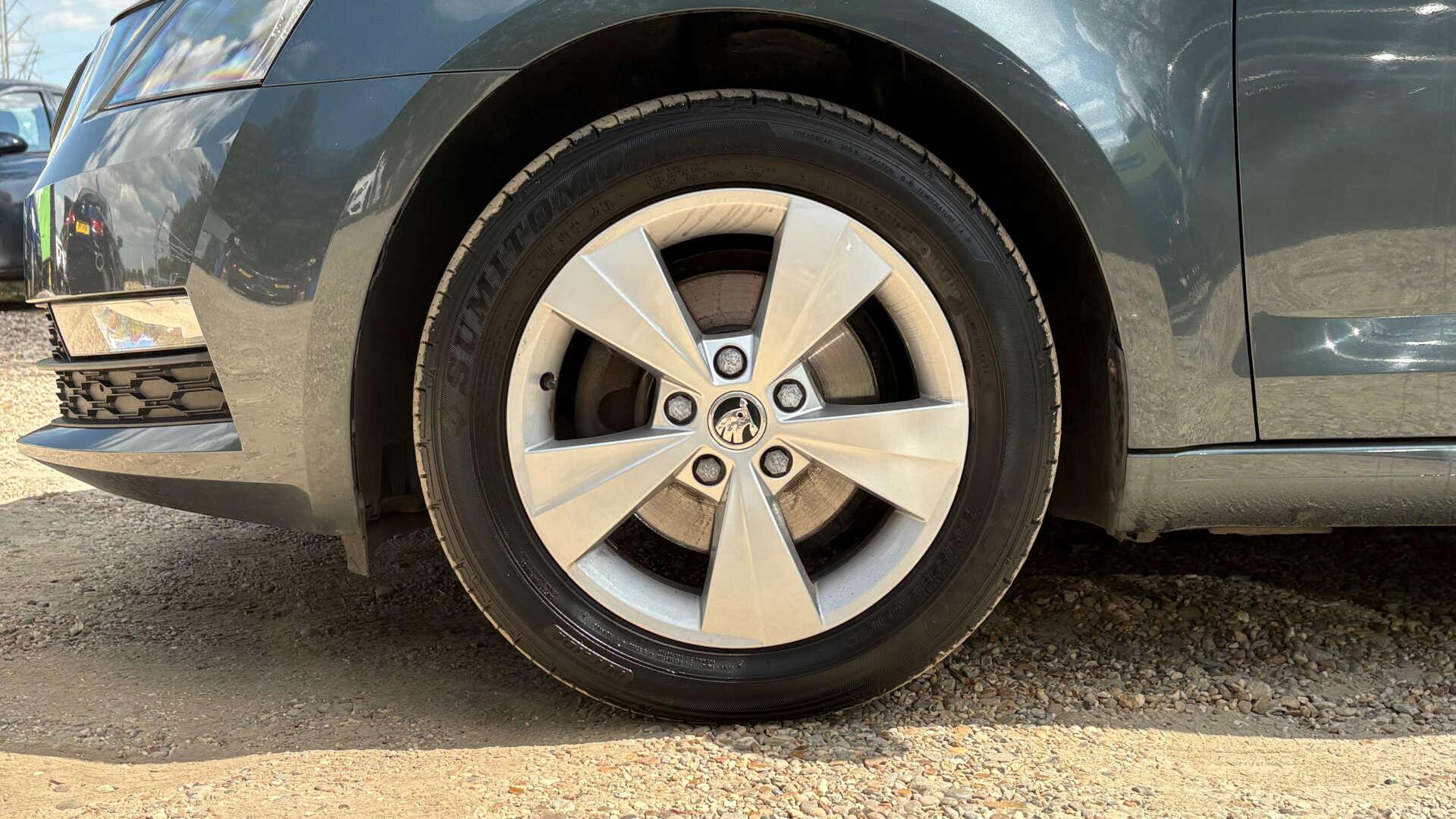 Skoda Octavia view 36