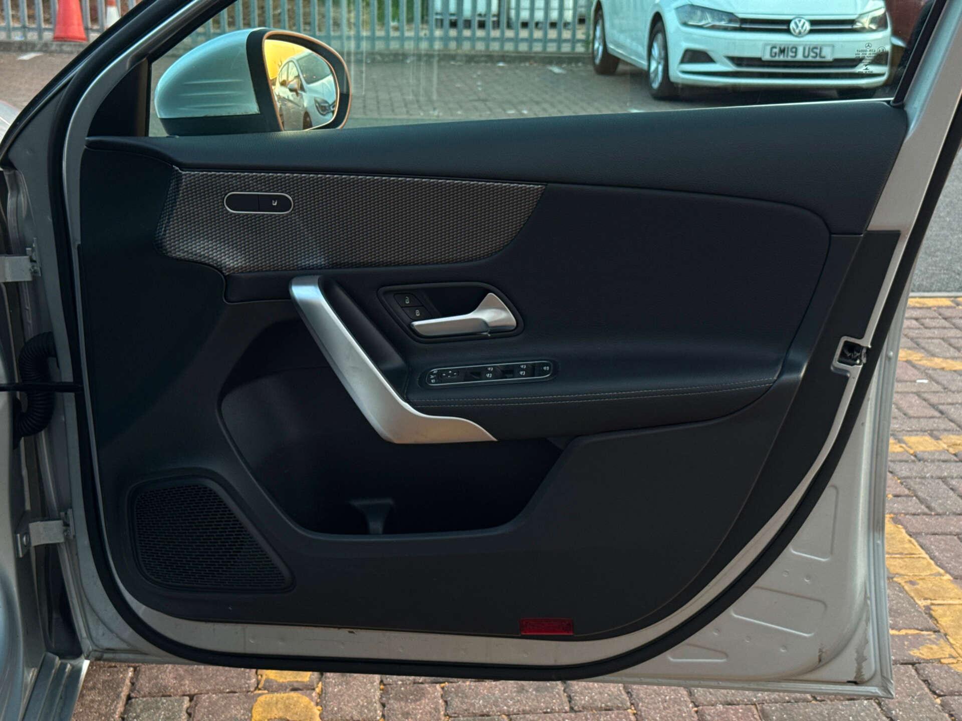 Mercedes-Benz A Class view 24