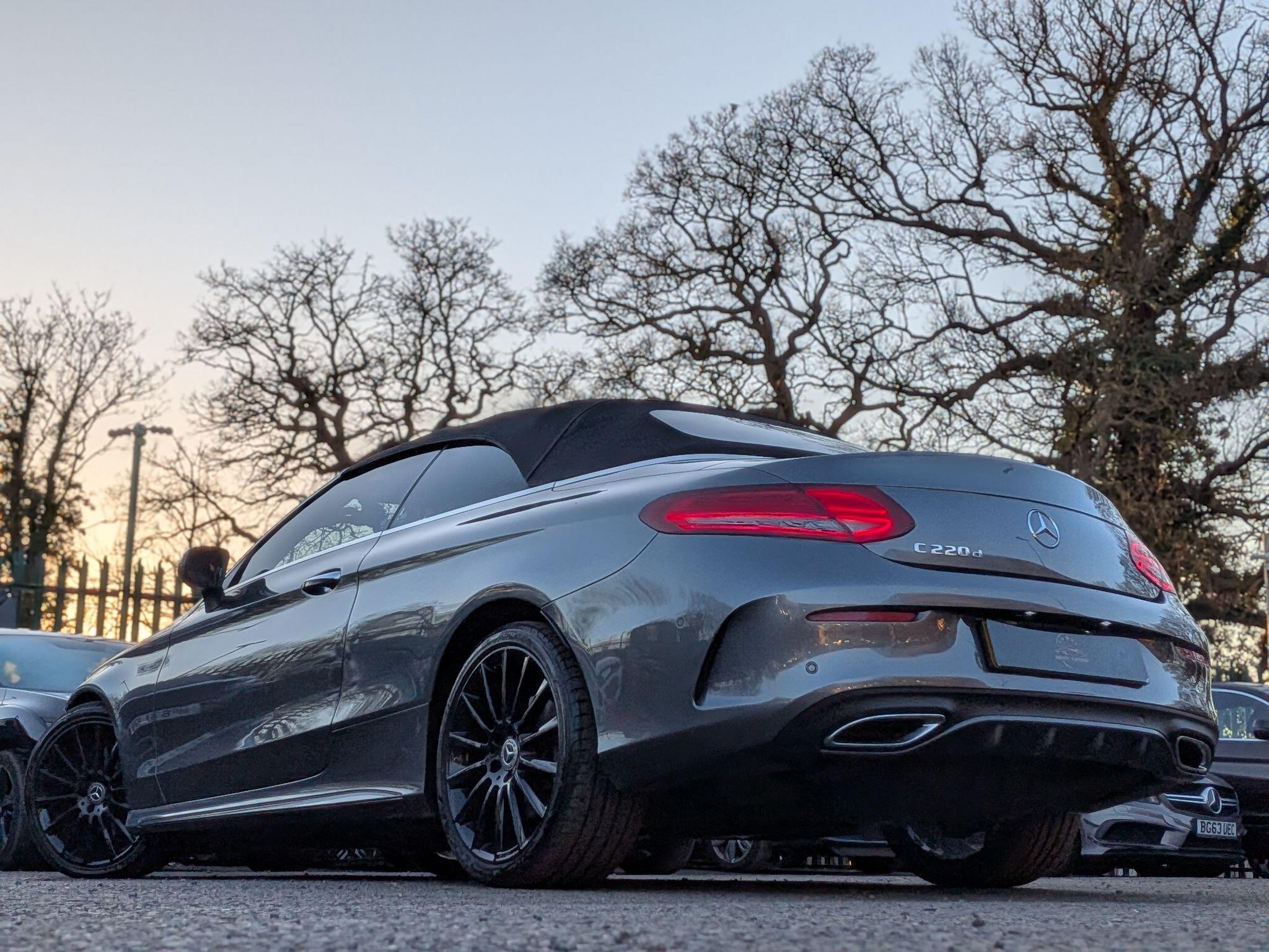 Mercedes-Benz C Class view 18