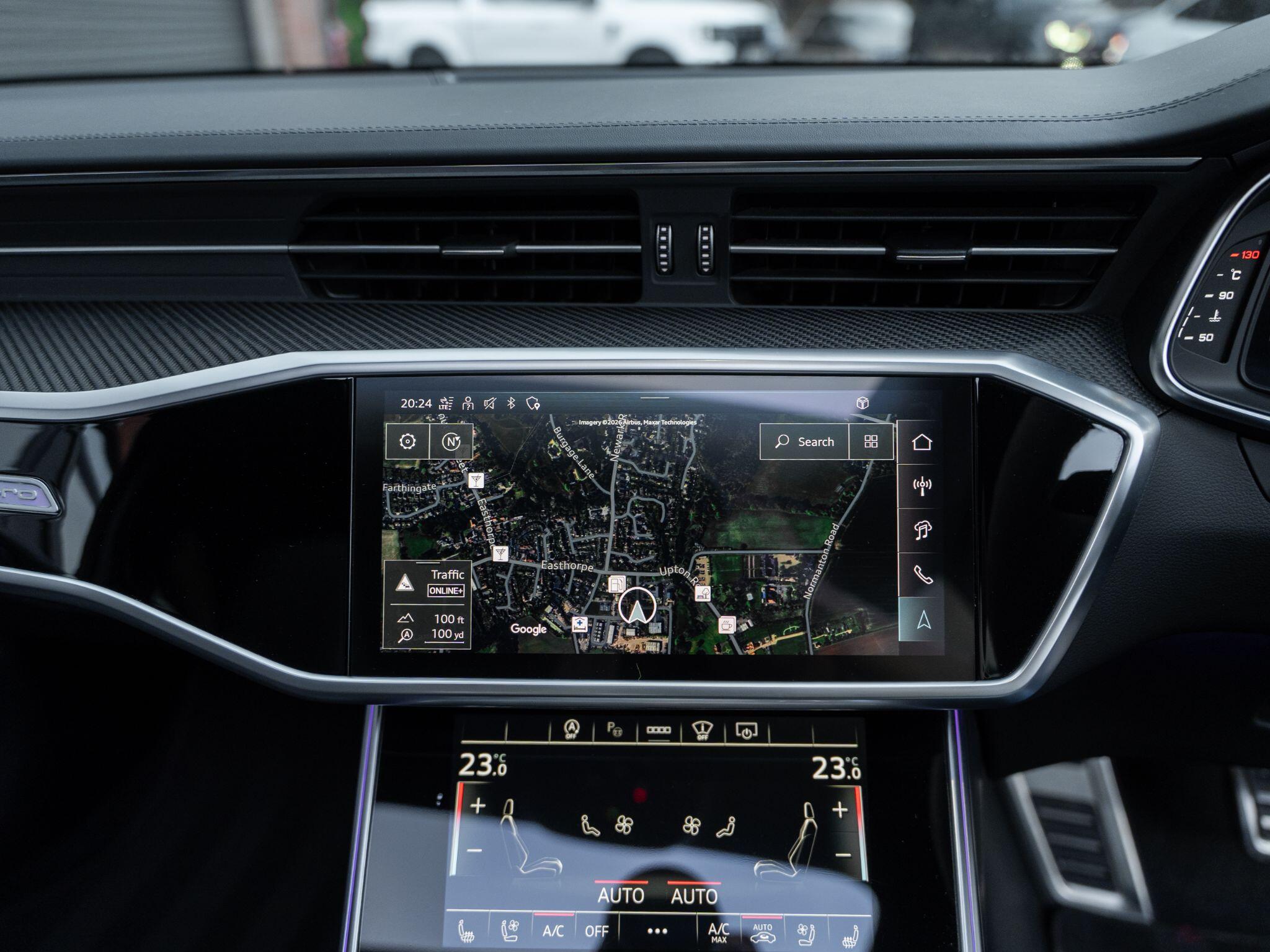 Audi RS6 Avant view 58