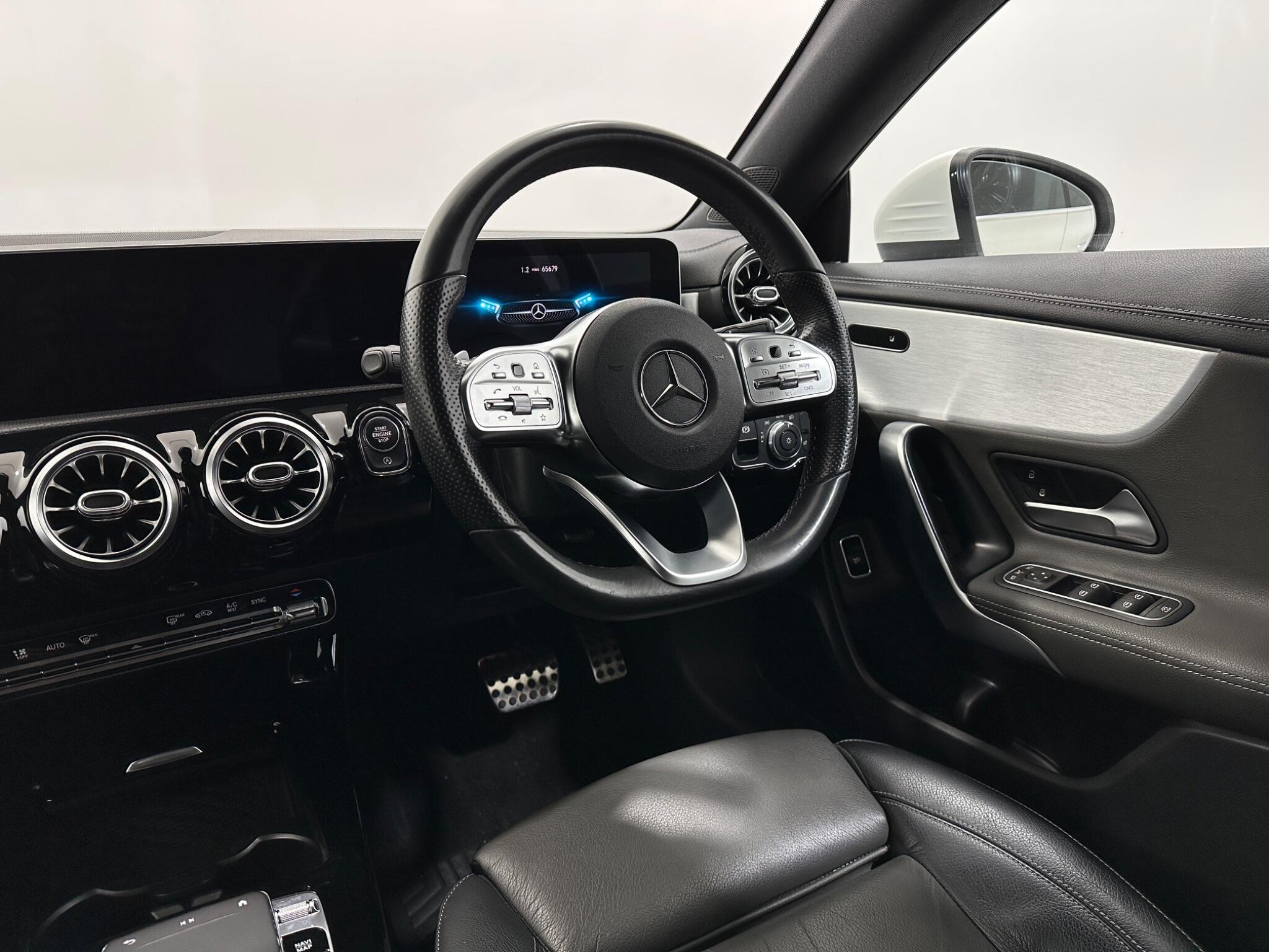 Mercedes-Benz Cla view 12
