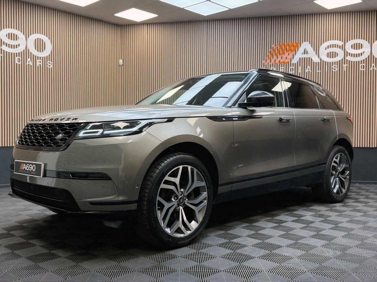 Land Rover Range Rover Velar view 3
