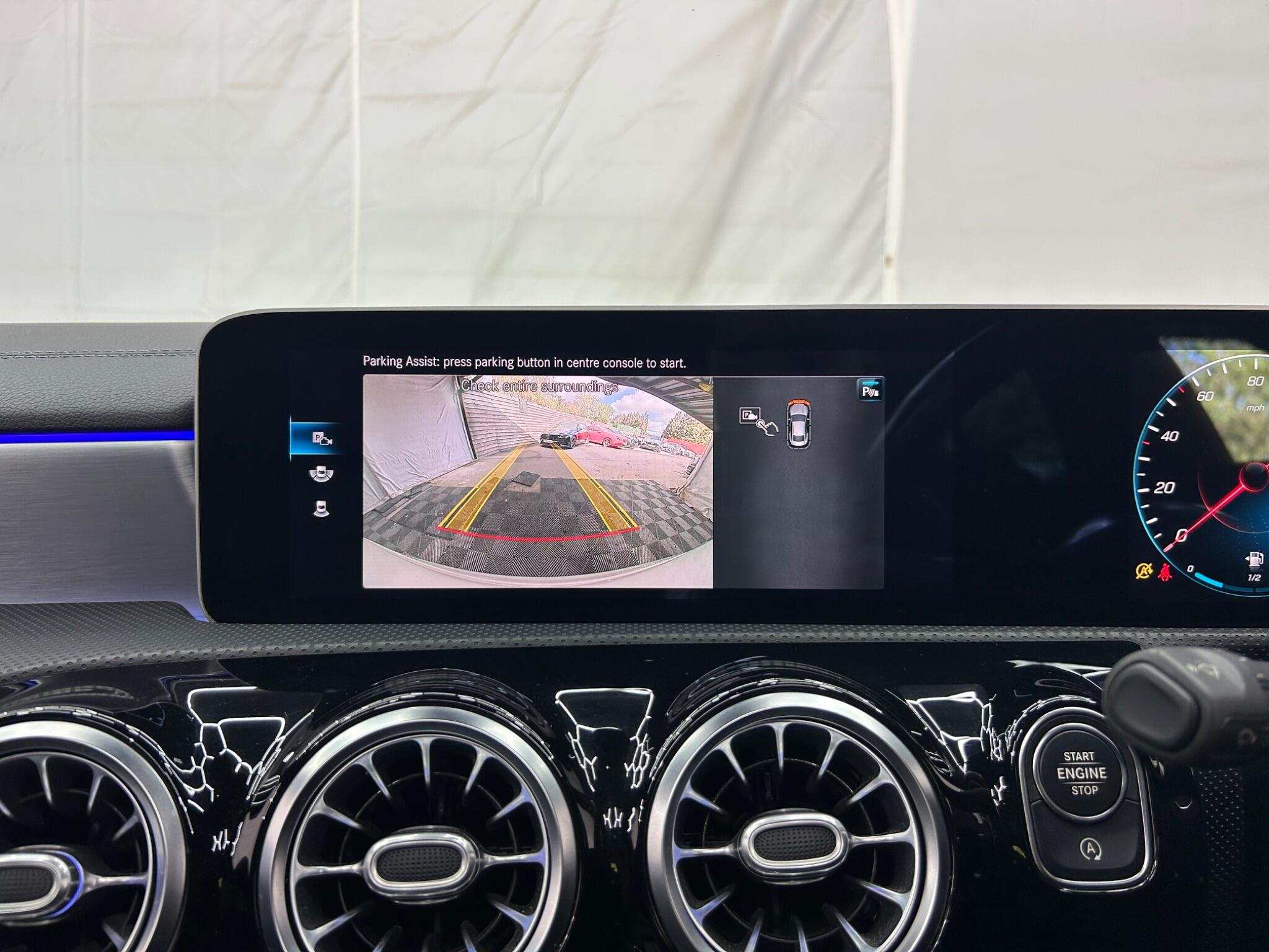 Mercedes-Benz Cla view 41