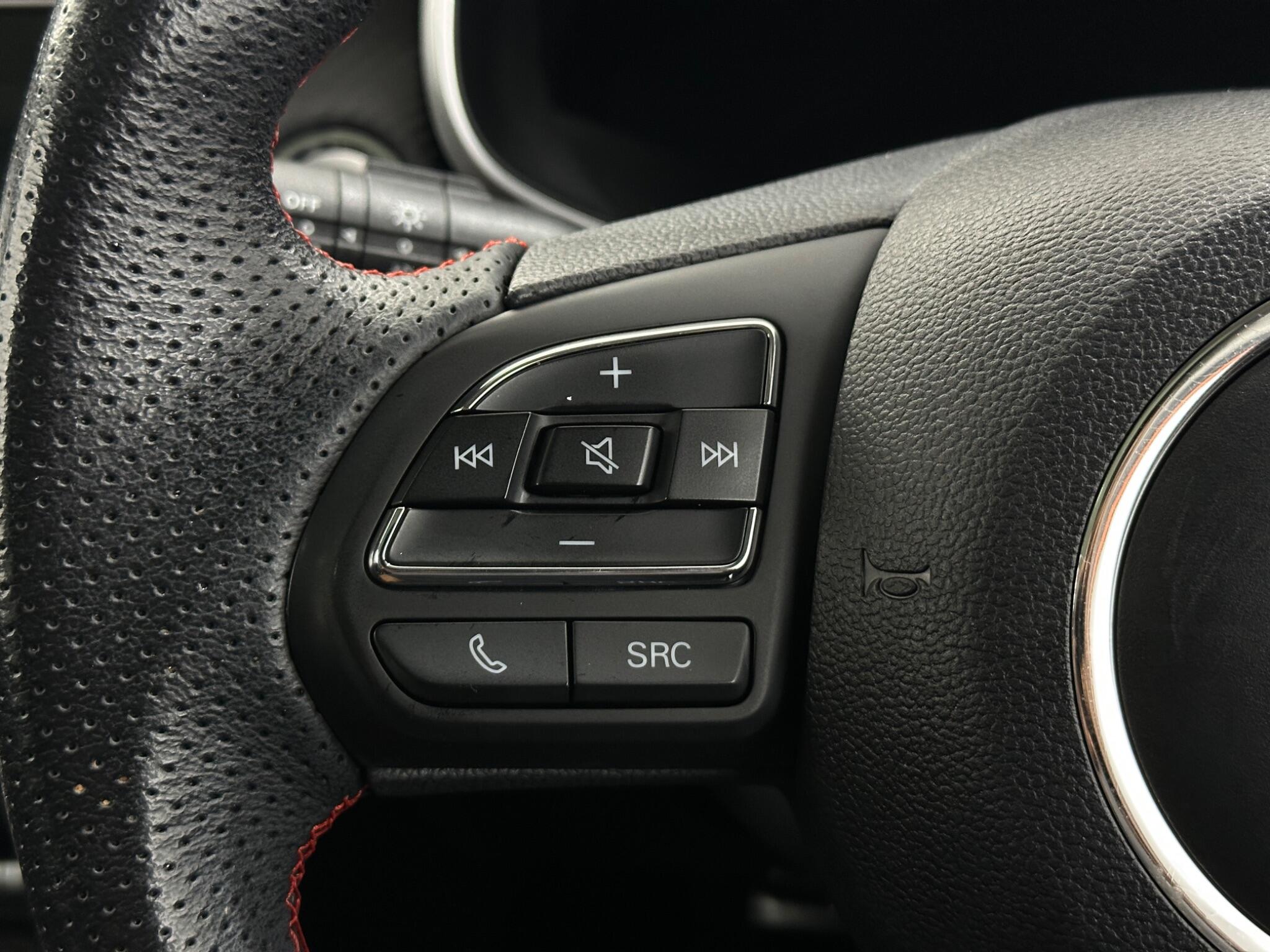 MG ZS view 15