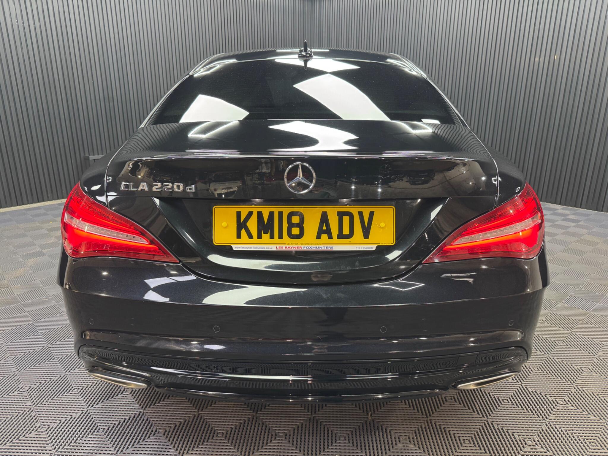 Mercedes-Benz Cla view 10
