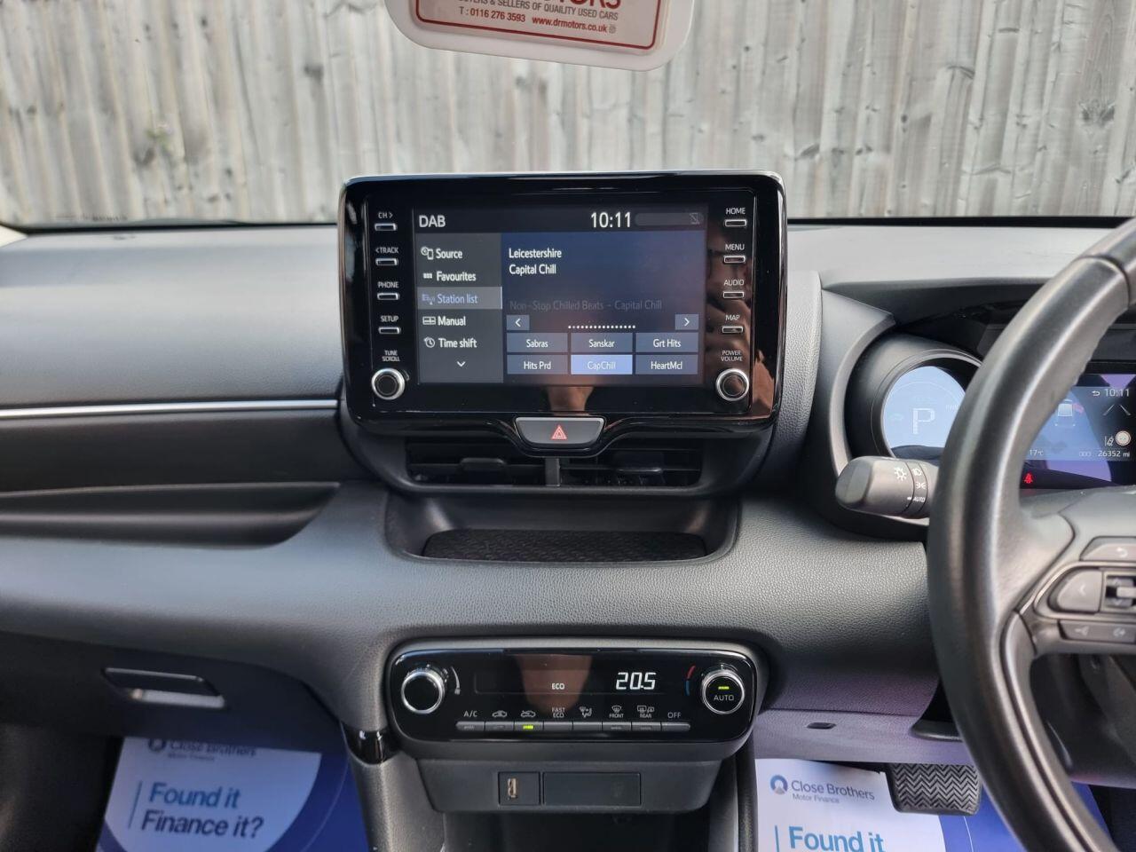 Toyota Yaris view 52