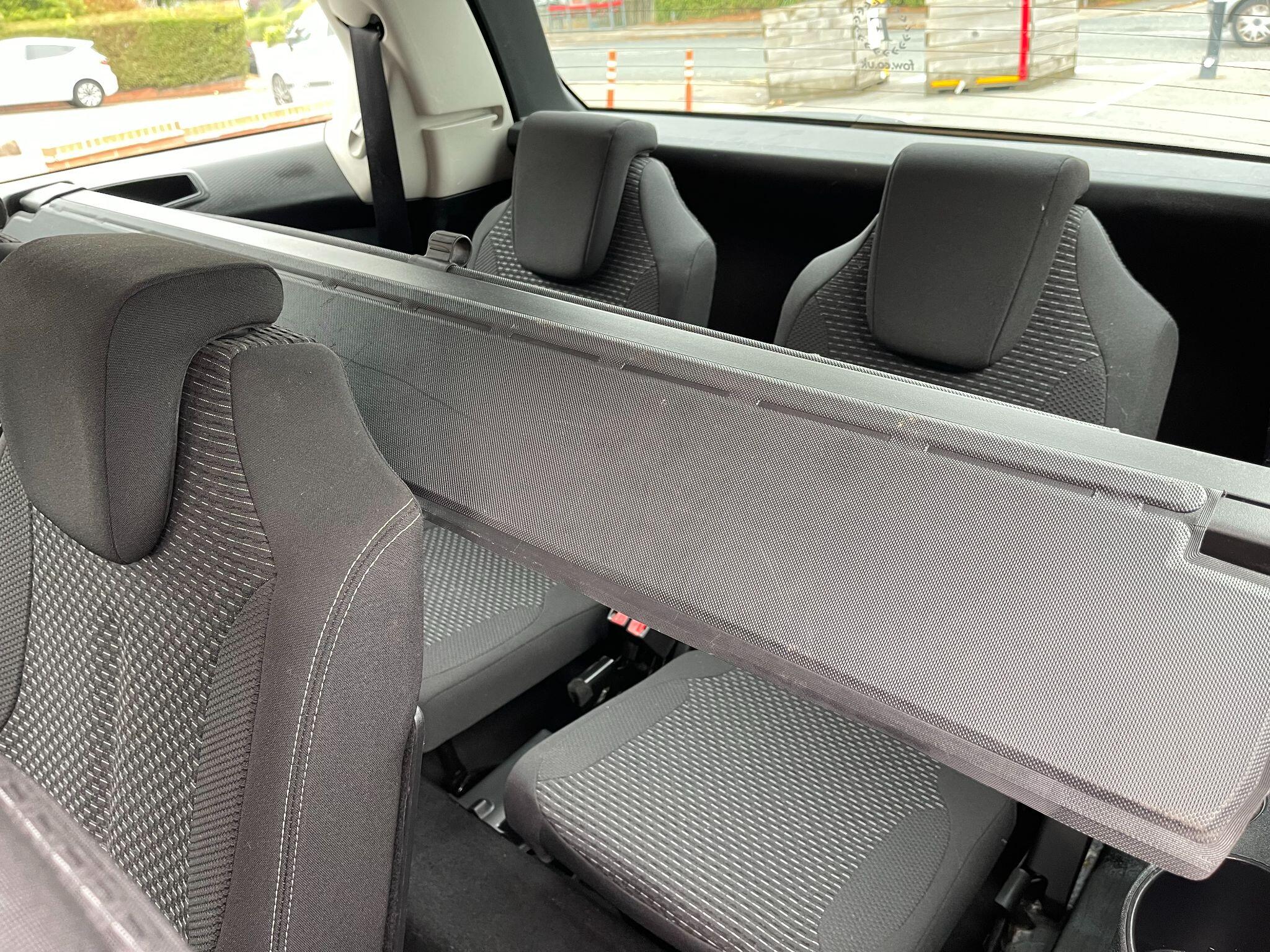 Citroen Grand C4 Picasso view 31