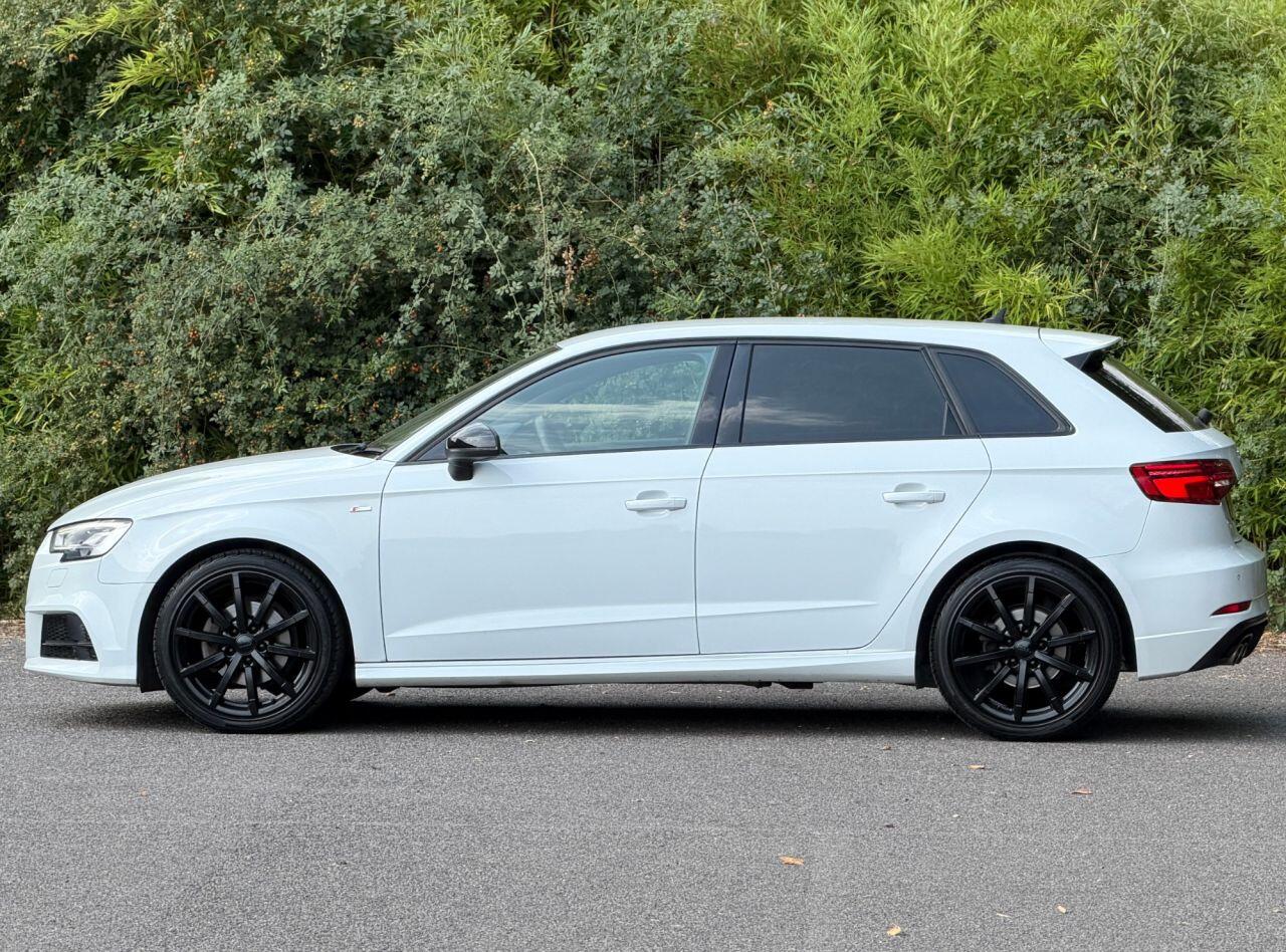 Audi A3 view 4