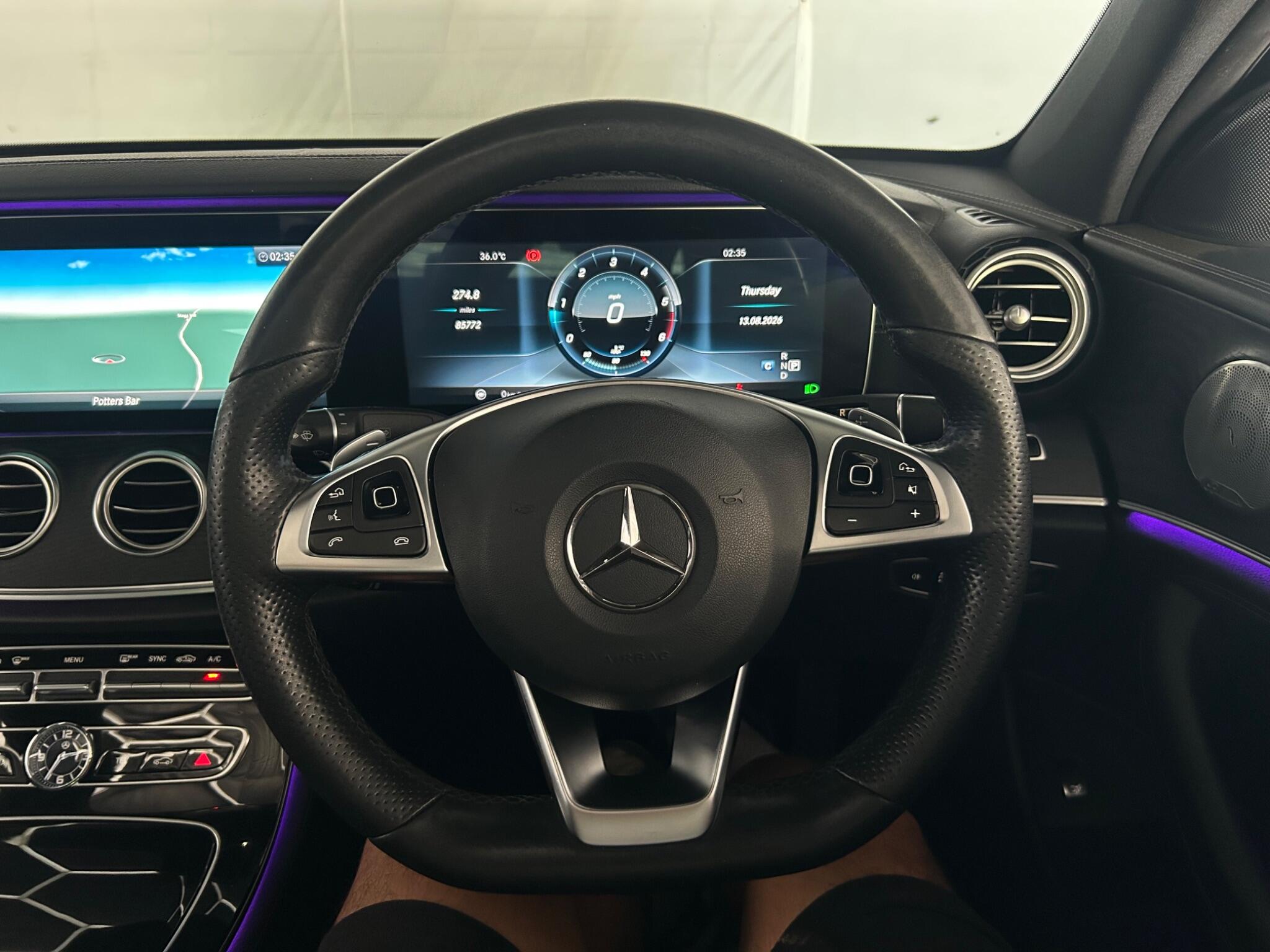 Mercedes-Benz E Class view 47