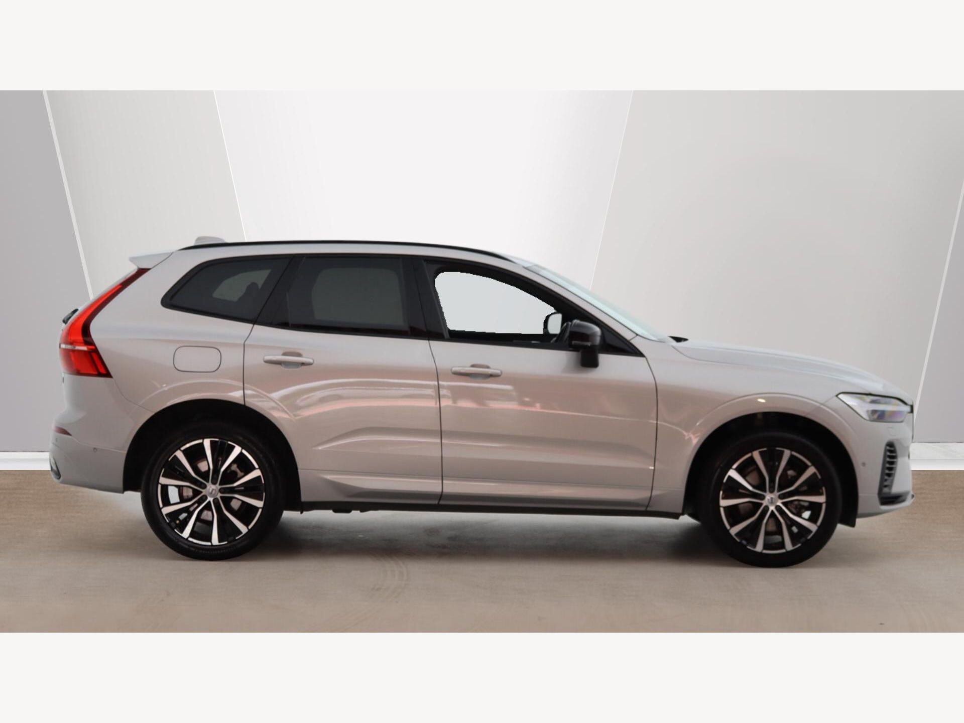 Volvo XC60 view 3