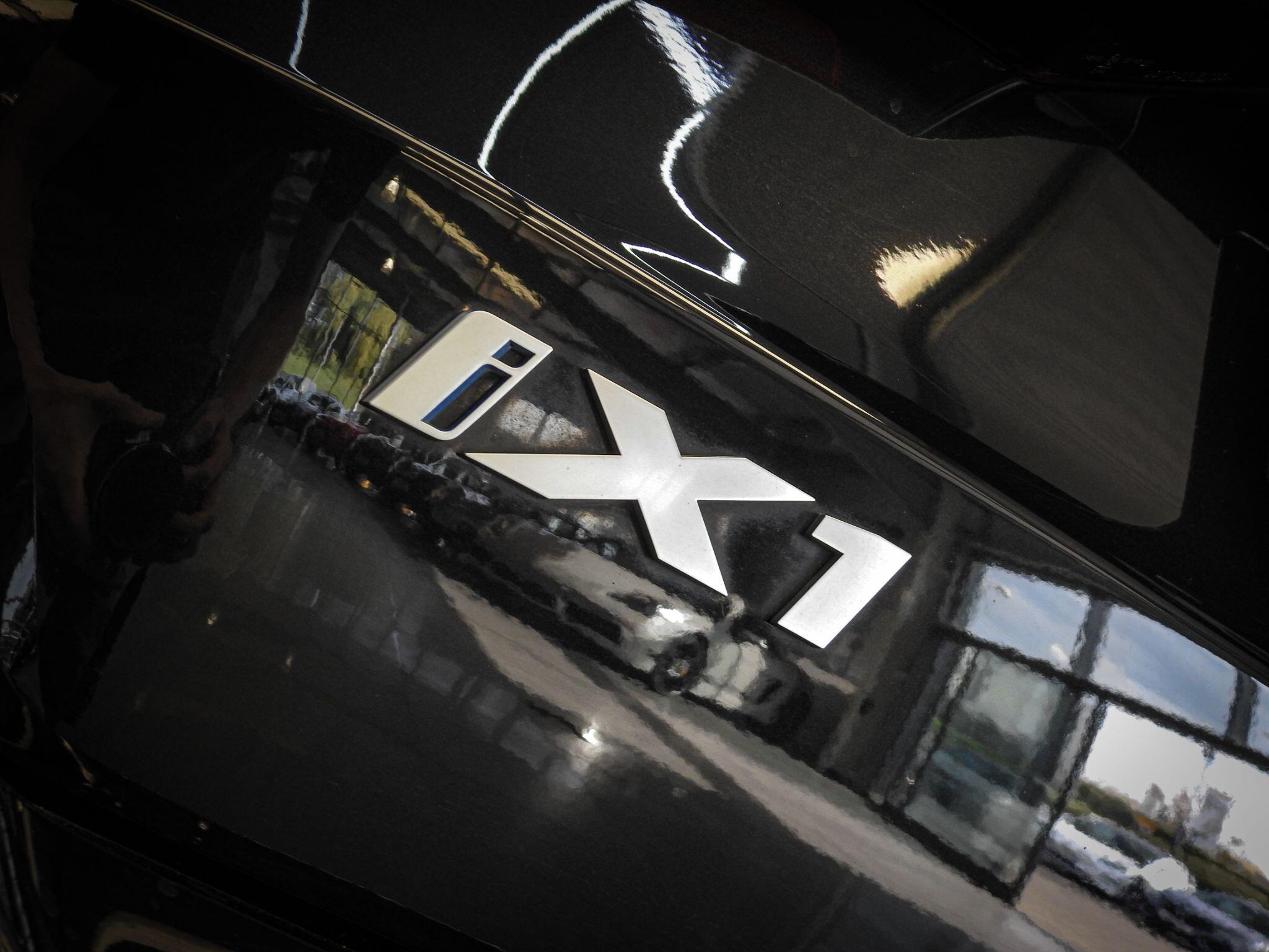 BMW Ix1 view 18