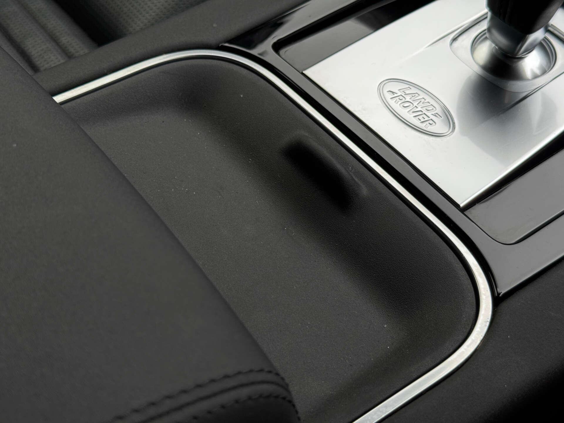 Land Rover Discovery Sport view 66