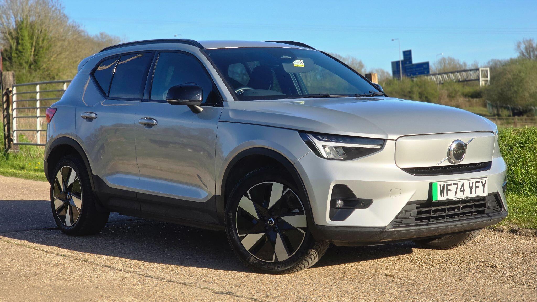 2024 Volvo XC40