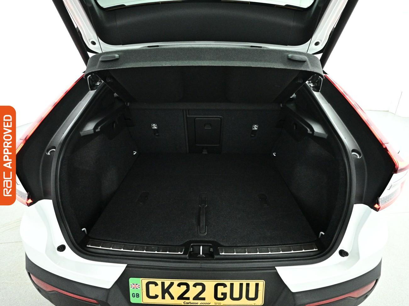 Volvo C40 view 29
