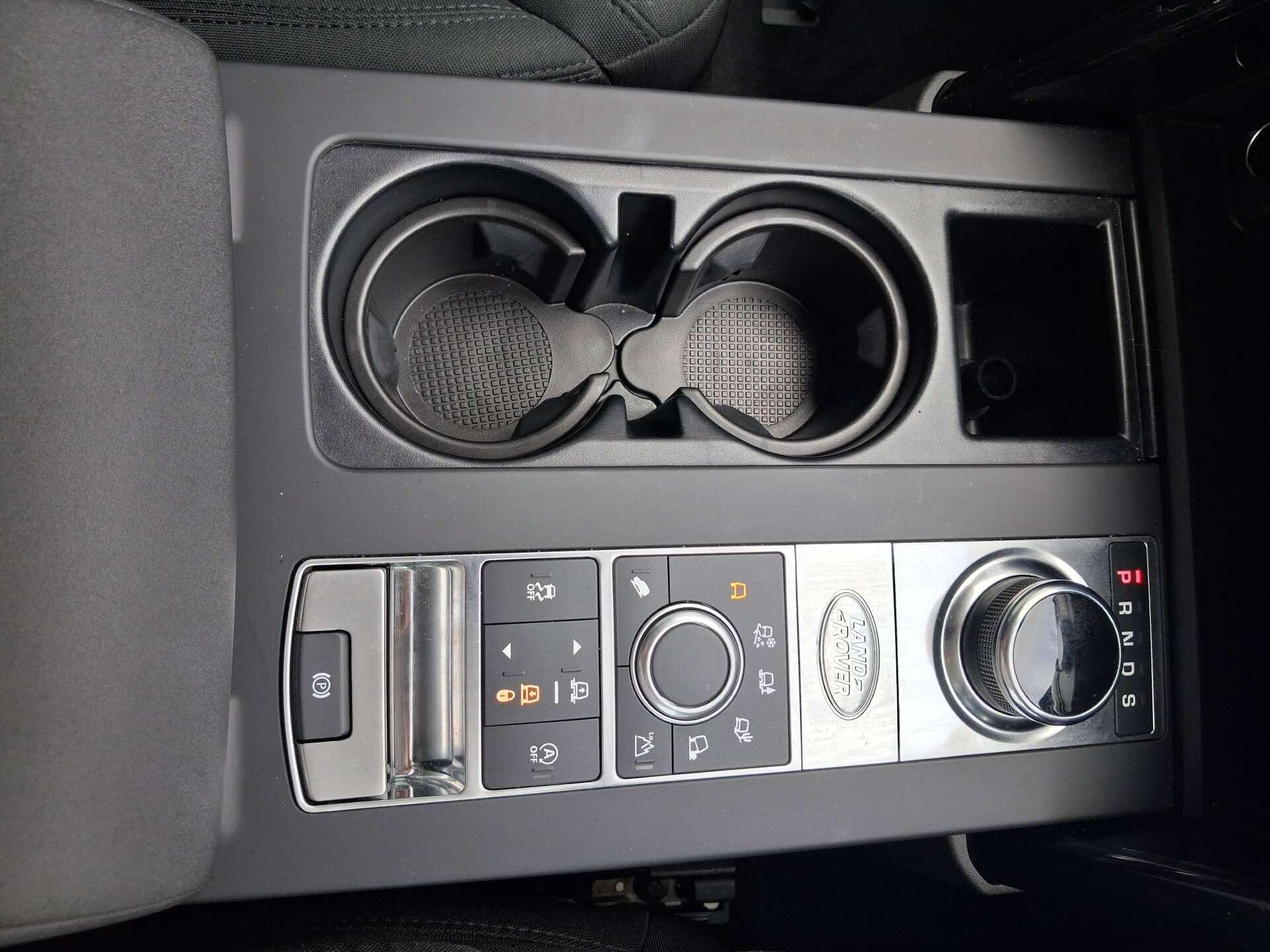 Land Rover Discovery view 39