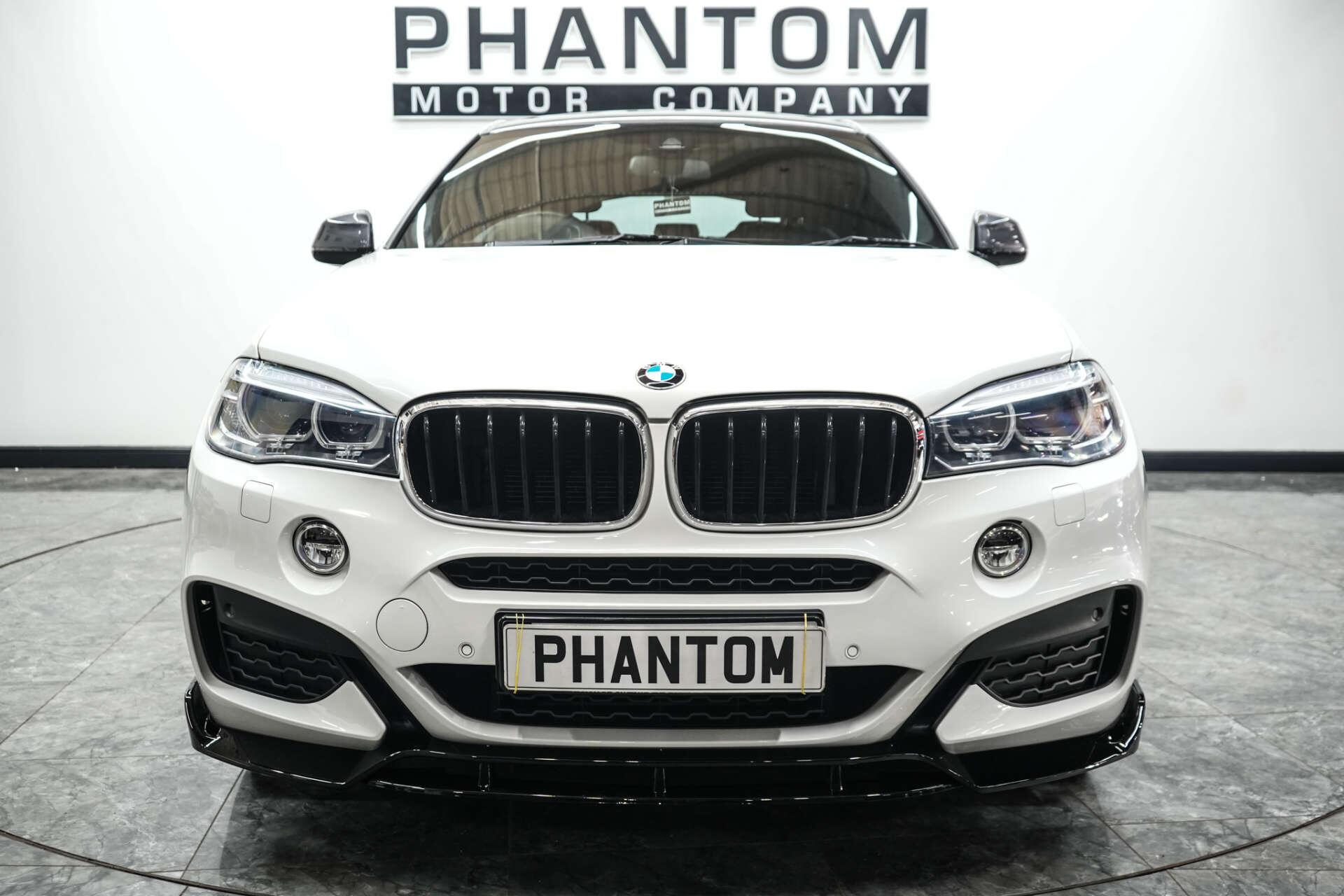 BMW X6 view 5