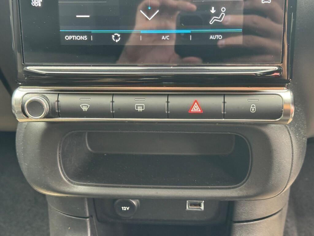 Citroen C3 view 32