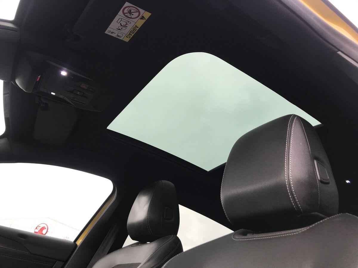 Vauxhall Astra view 18