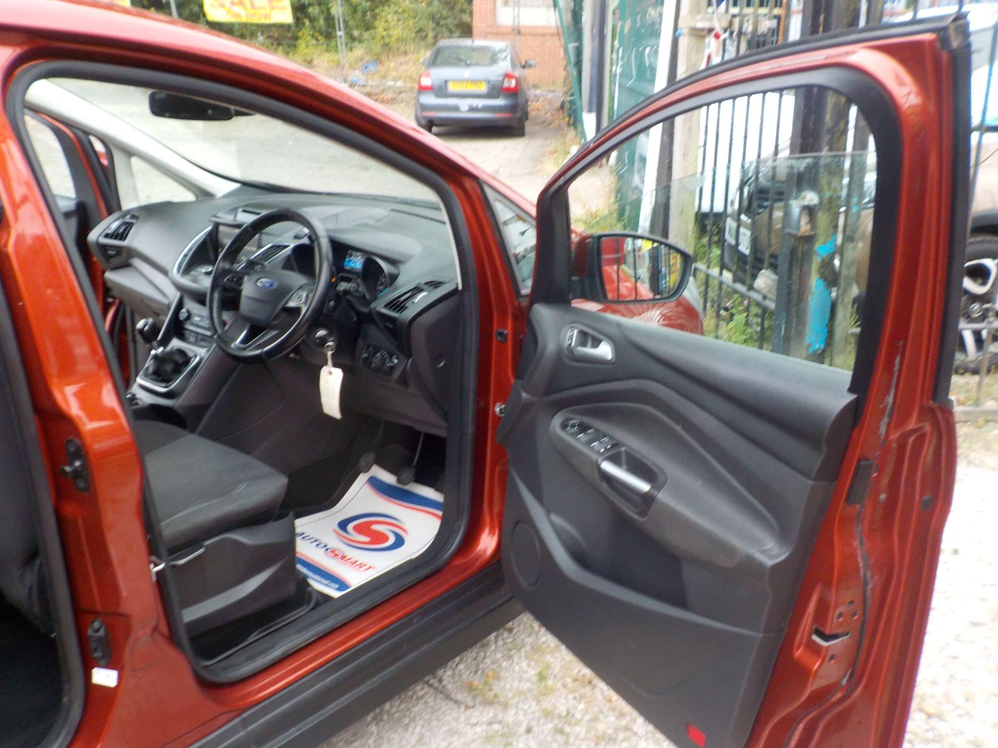 Ford Grand C-Max 1.5 TDCi Zetec Euro 6 (s/s) 5dr