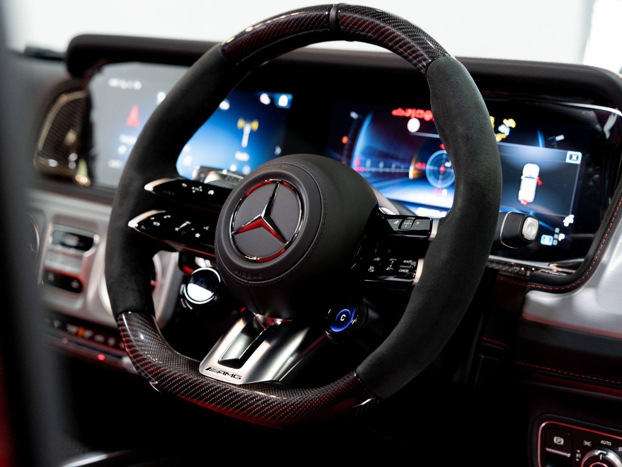 Mercedes-Benz G-Class view 24