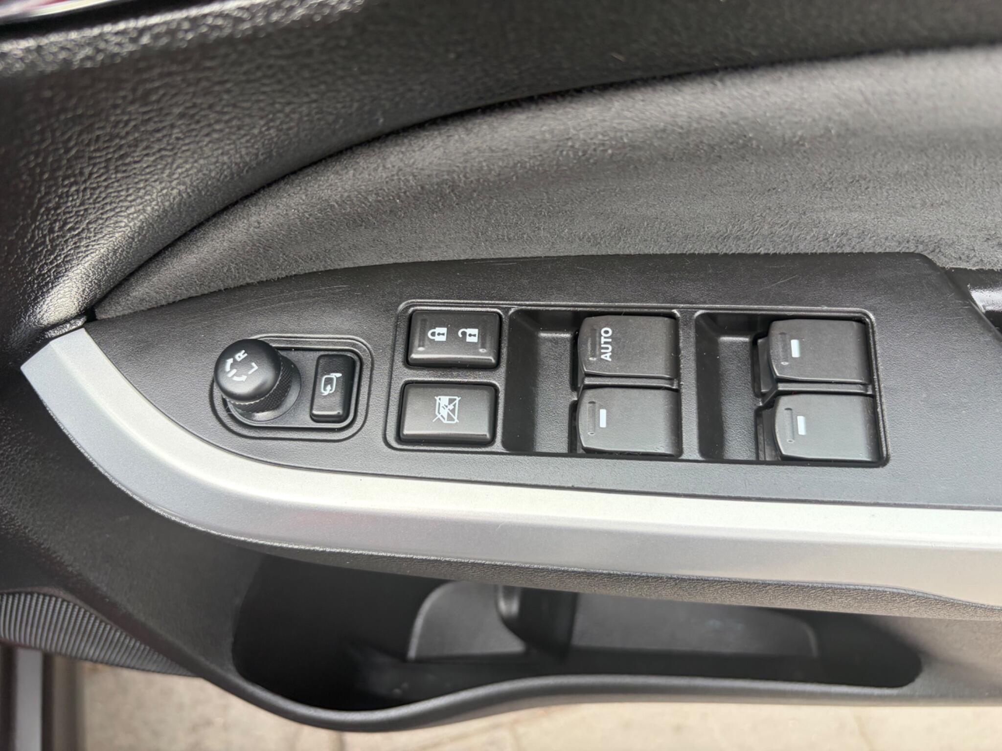 Suzuki Vitara view 59